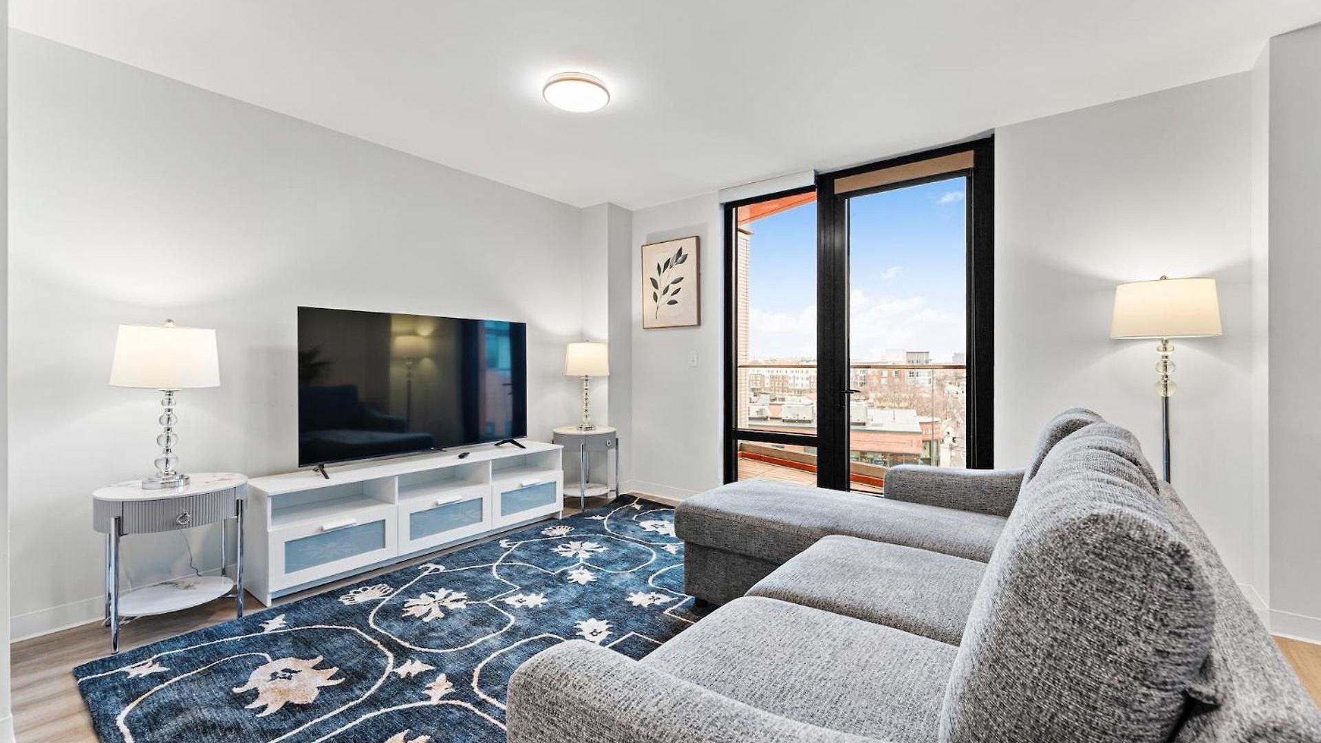 Furnished Luxury Next To Harvard Stadium Boston
