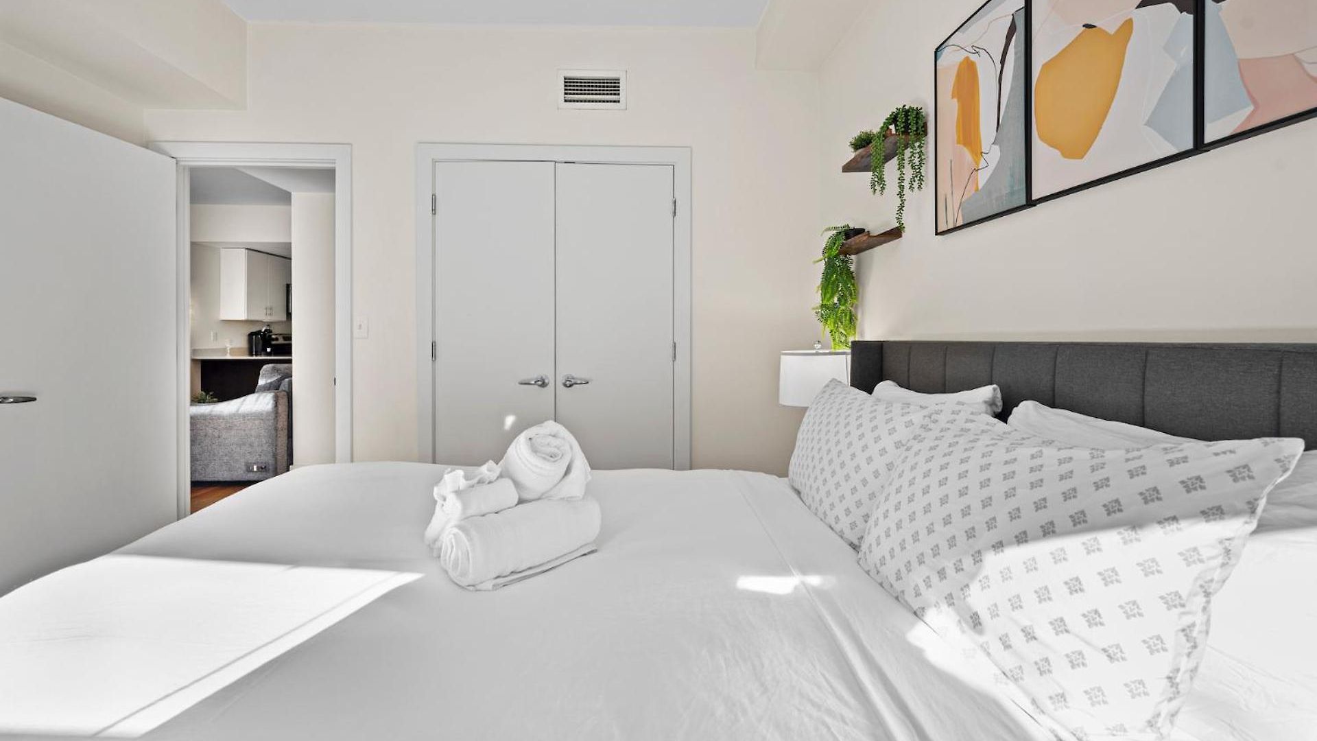 Furnished In Downtown * Boston
