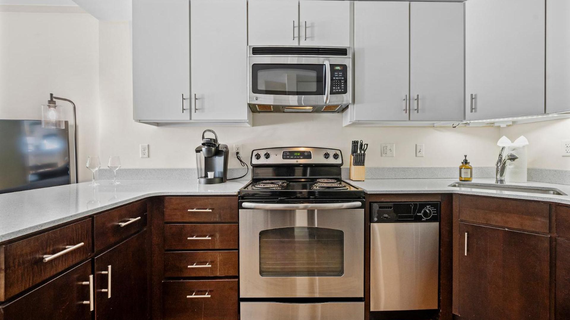 Furnished In Downtown Apartment *