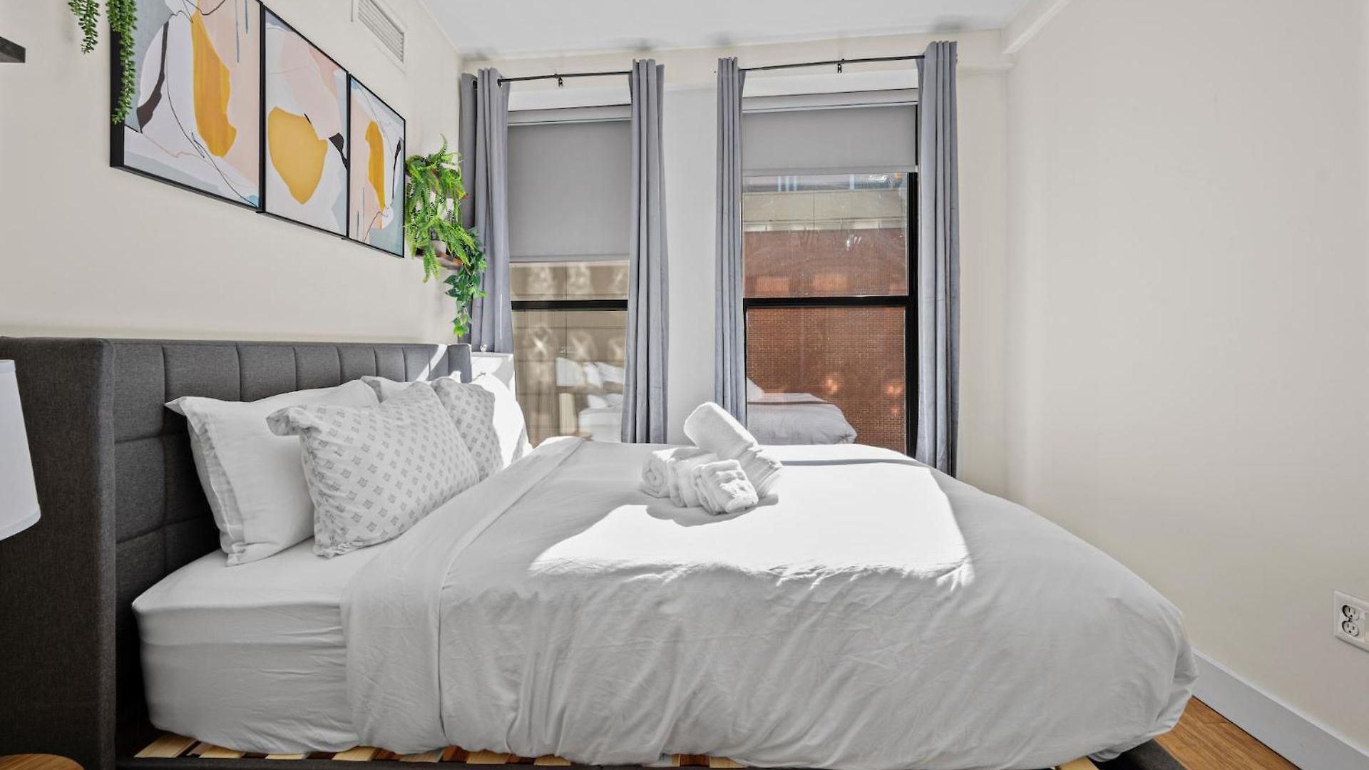 Furnished In Downtown Apartment