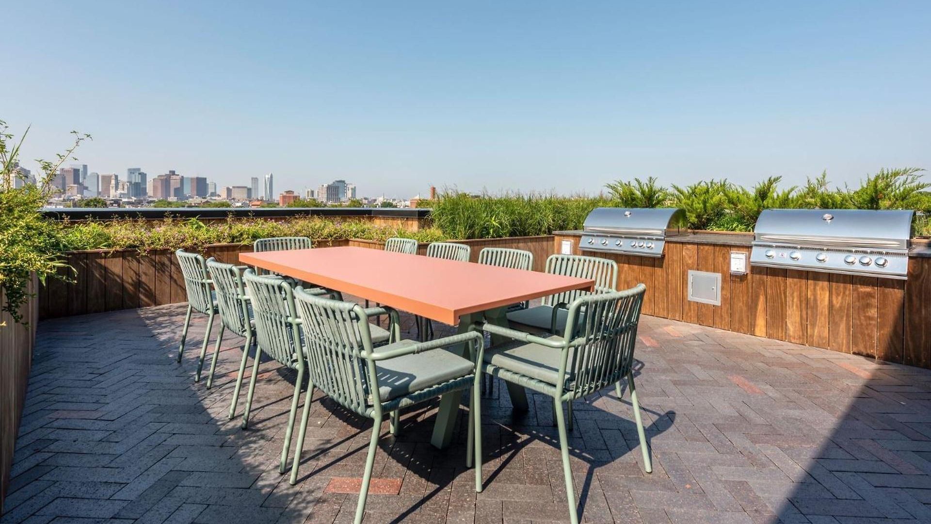 Luxury Furnished Near Logan Airport * Boston
