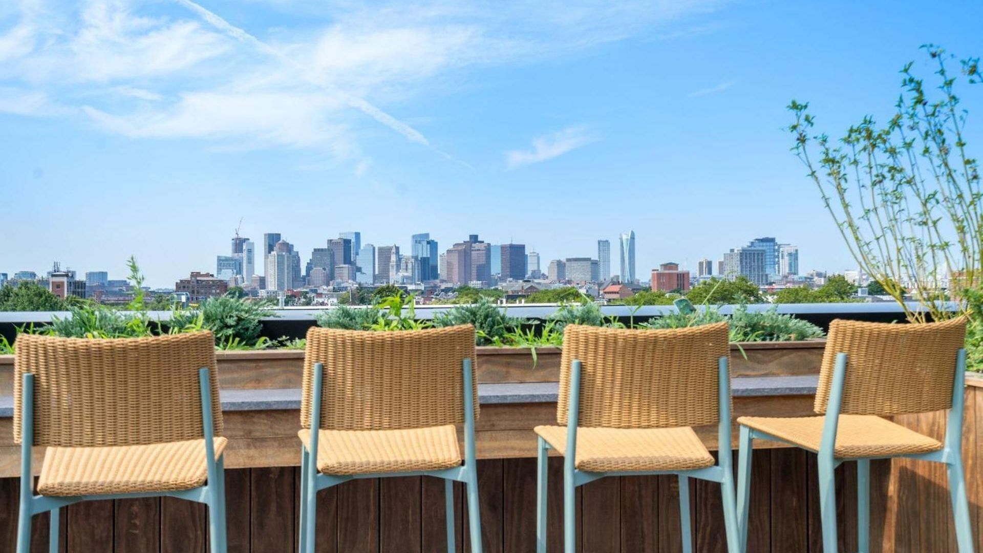Luxury Furnished Near Logan Airport * Boston