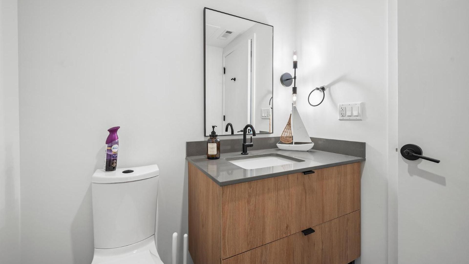 Apartment Luxury Furnished Near Logan Airport