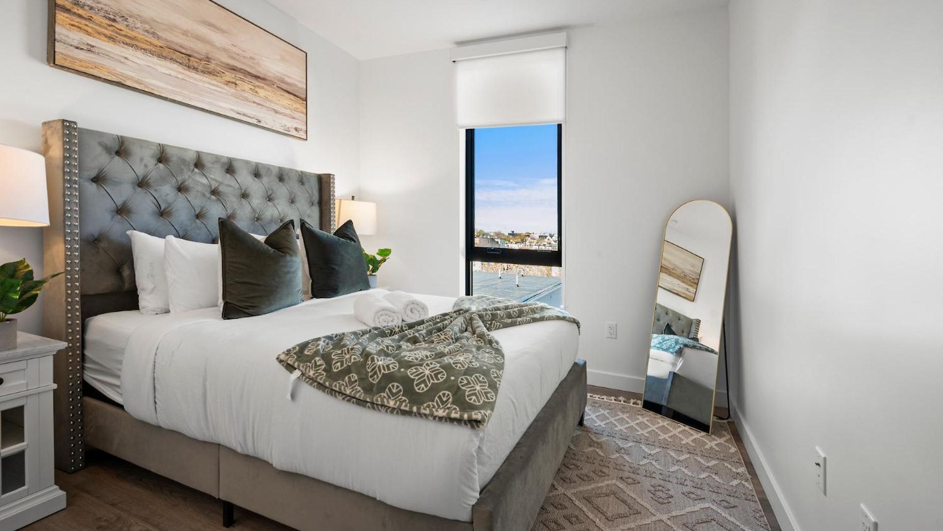 Luxury Furnished Near Logan Airport * Boston