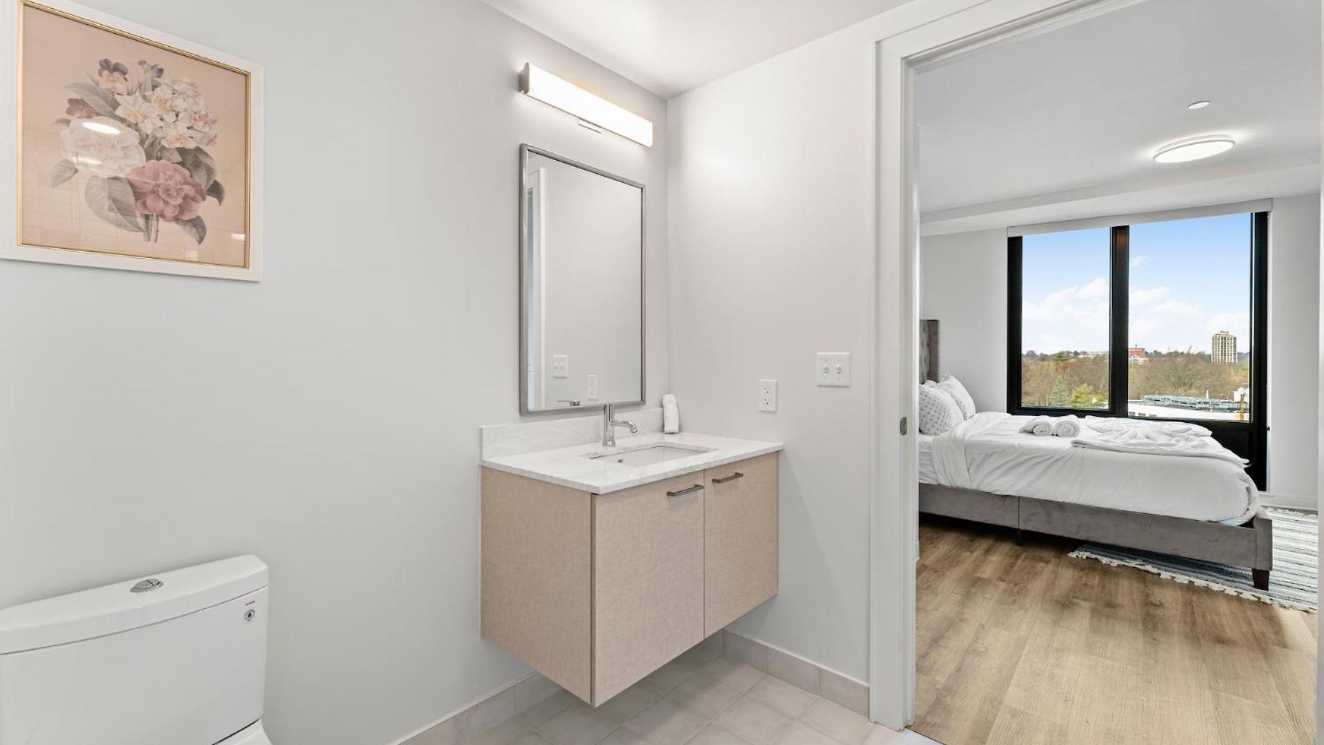Furnished Luxury Next To Harvard Stadium
