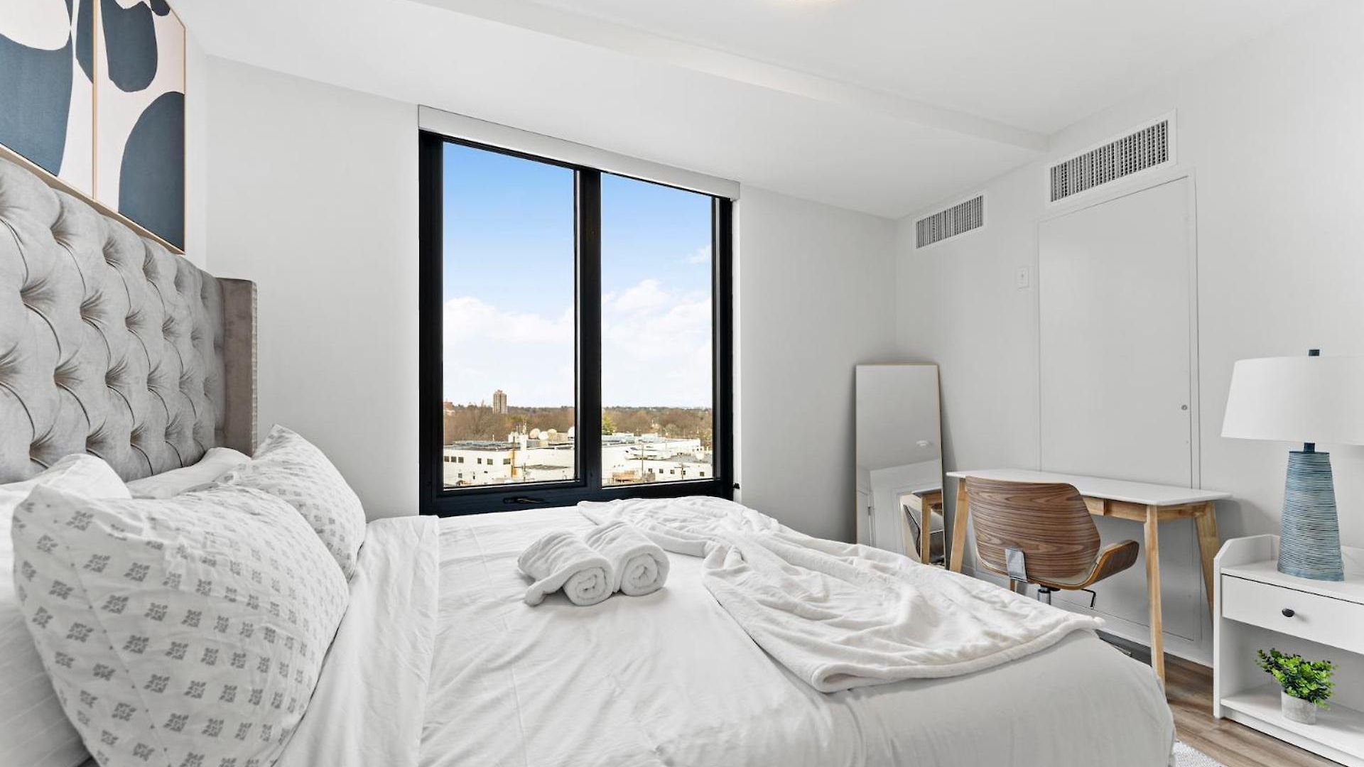 Apartment Furnished Luxury Next To Harvard Stadium