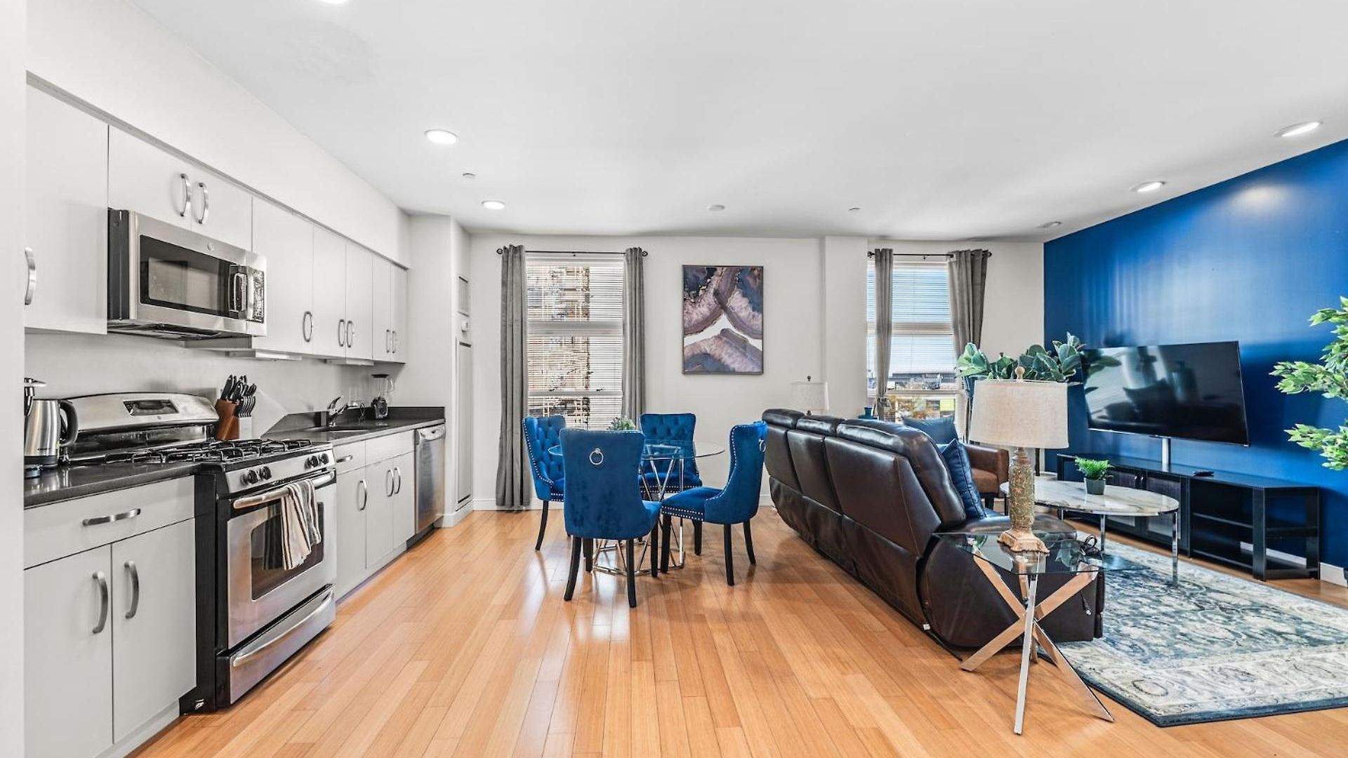 Apartment Beautiful 2br In Southend