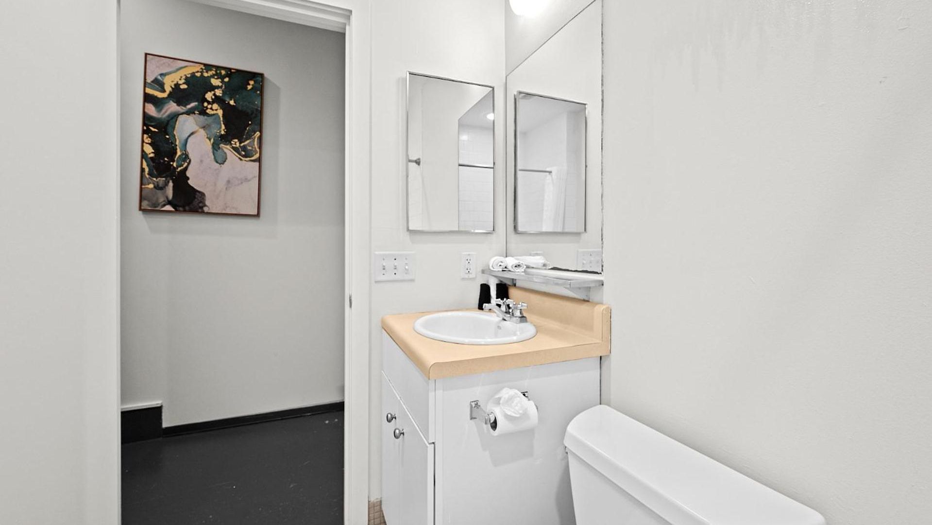 Apartment Furnished Loft Style In Southend Boston