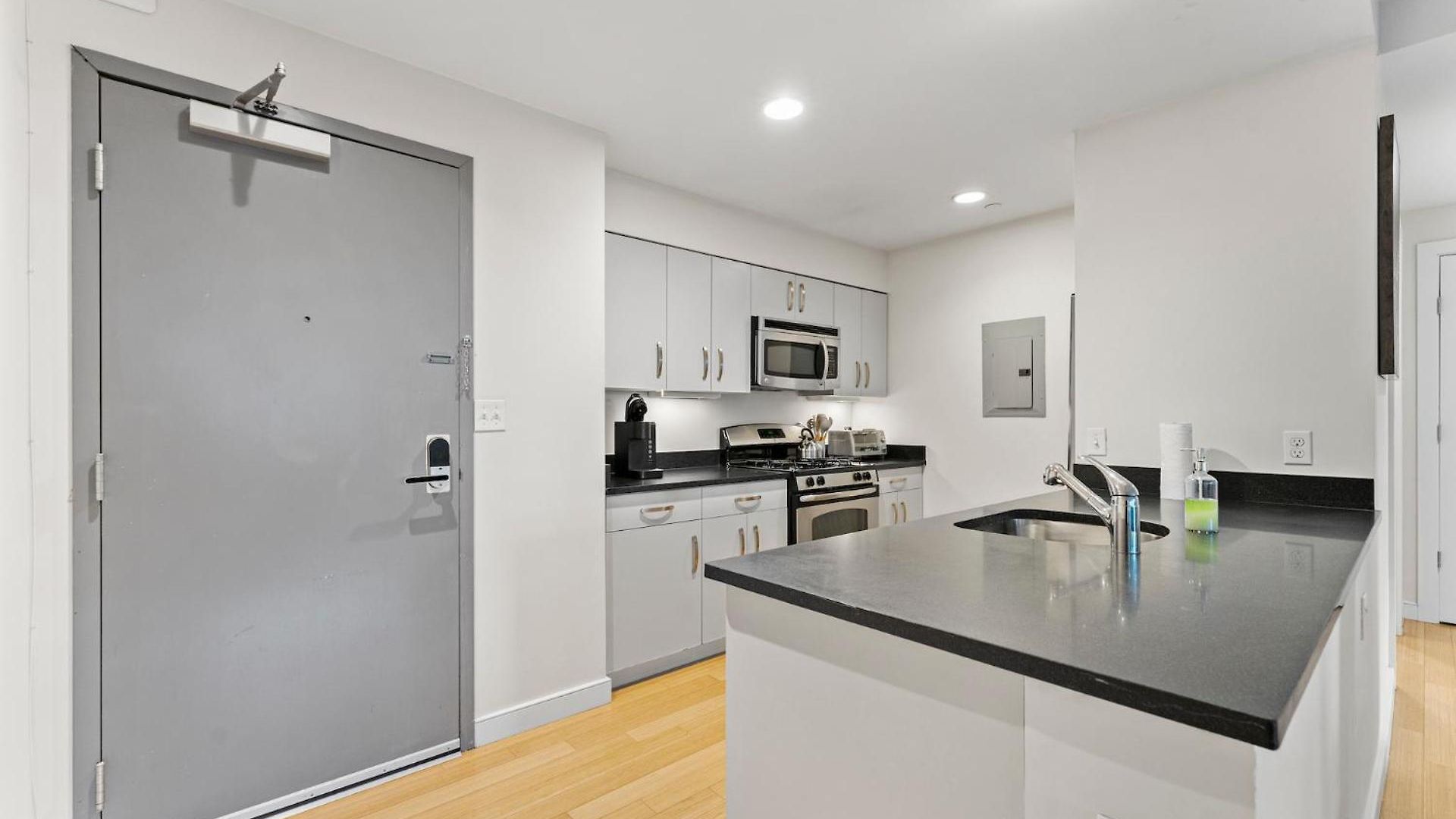 Beautiful 2br In Southend
