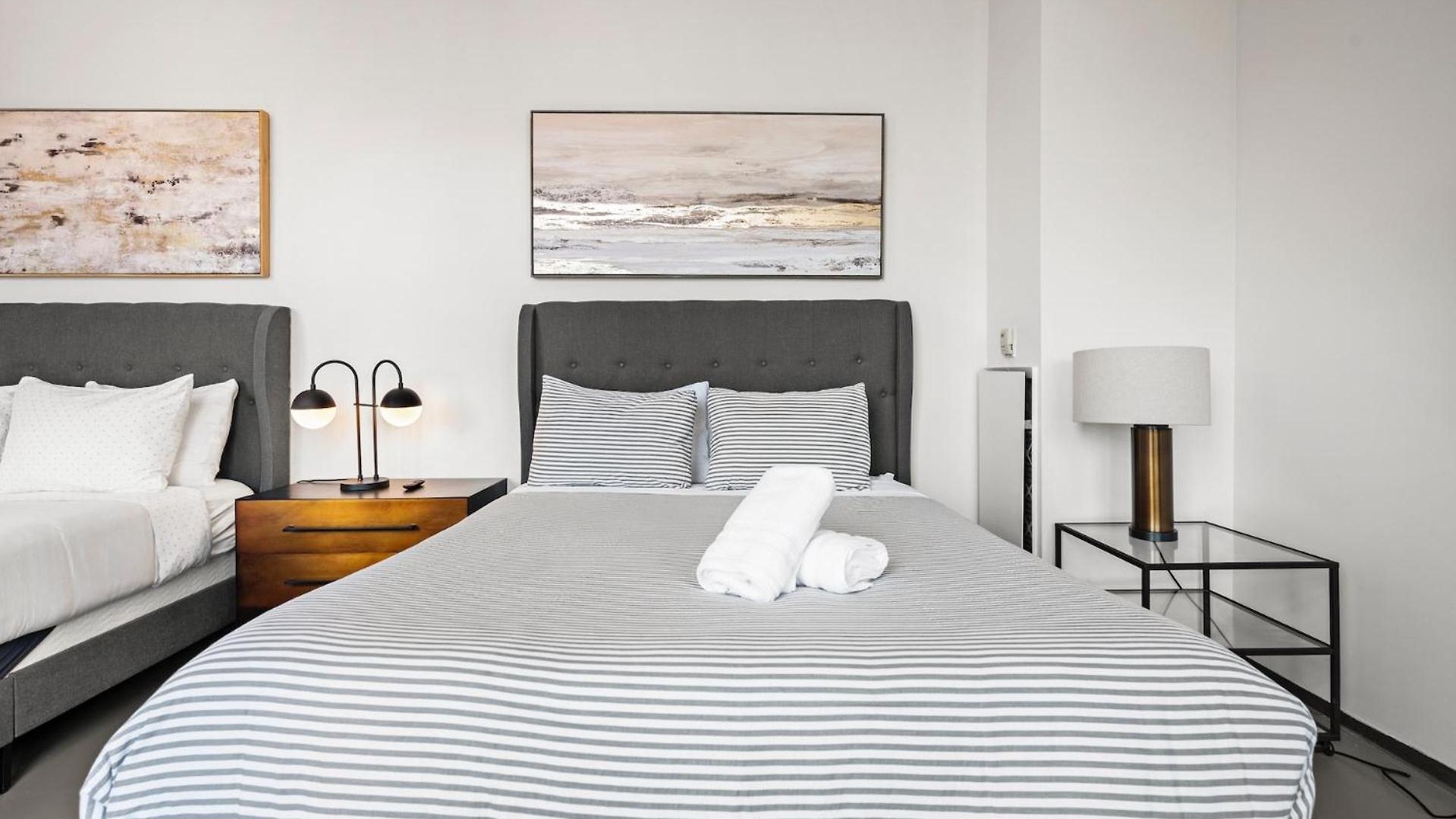 Furnished Loft Style In Southend Apartment