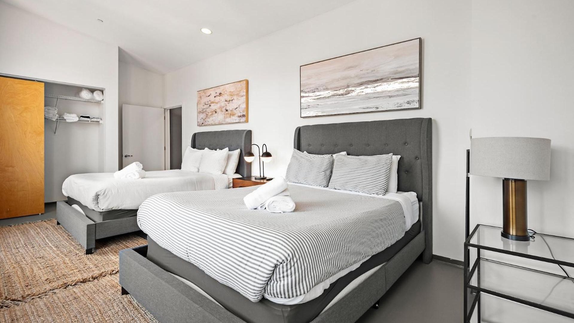 Apartment Furnished Loft Style In Southend