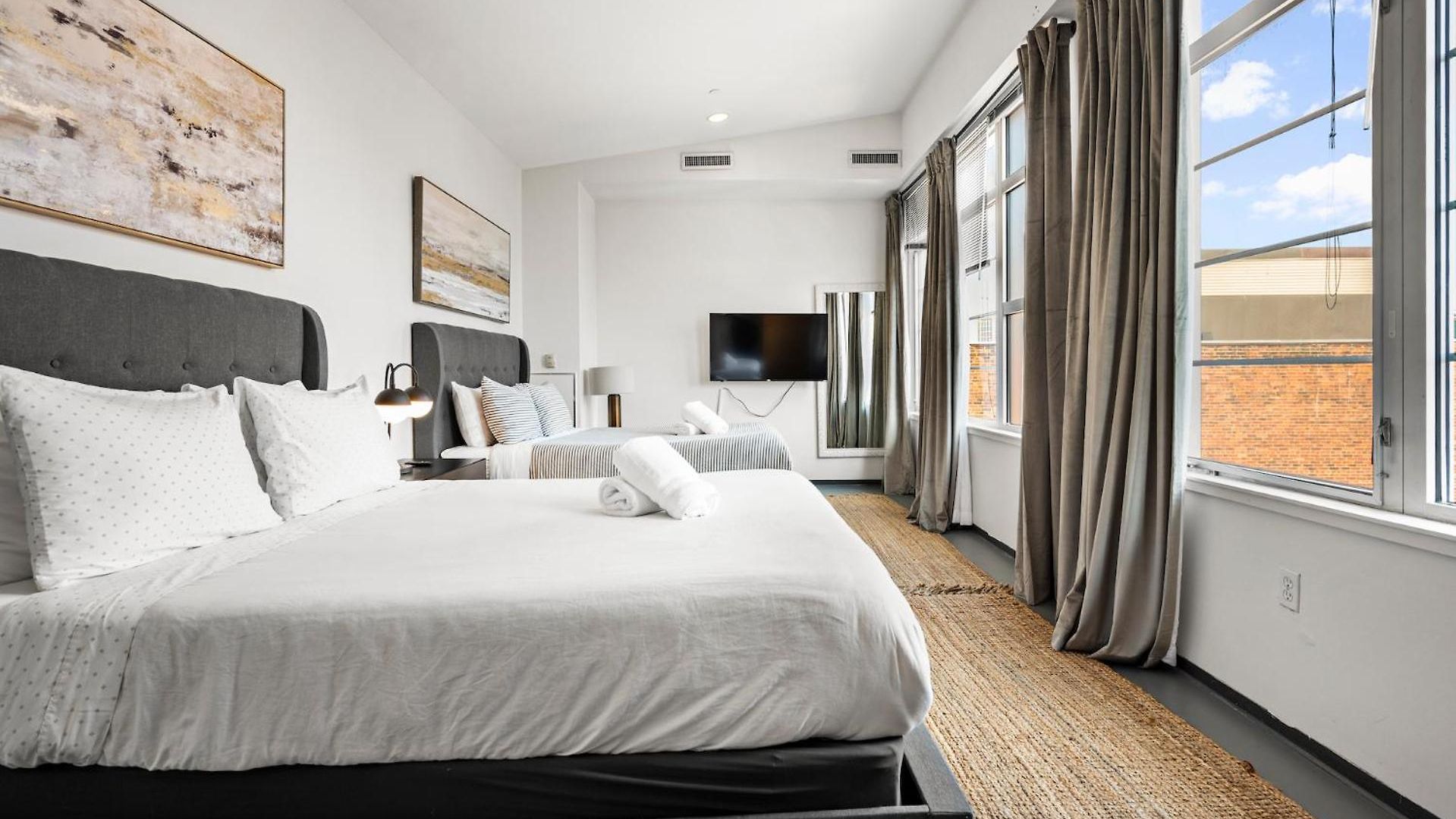 Apartment Furnished Loft Style In Southend Boston