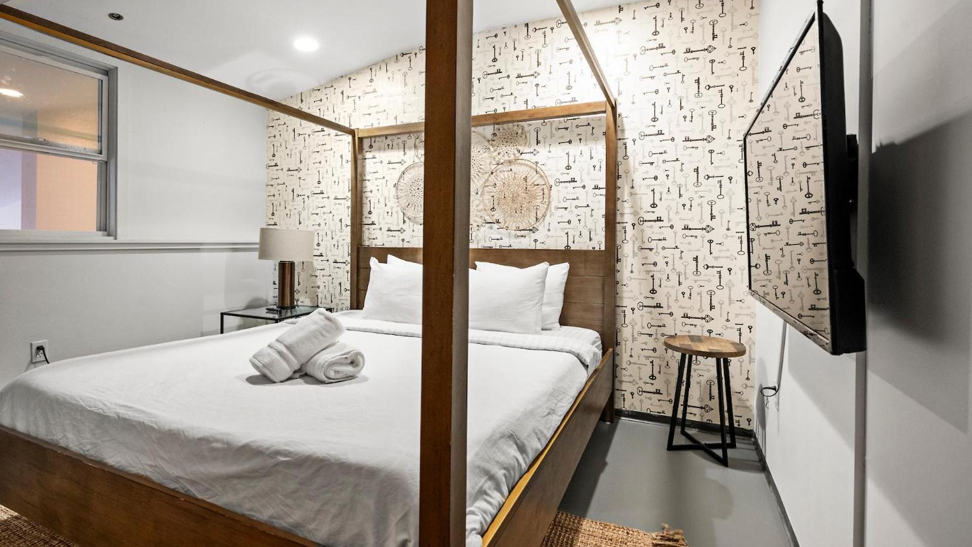 Apartment Furnished Loft Style In Southend