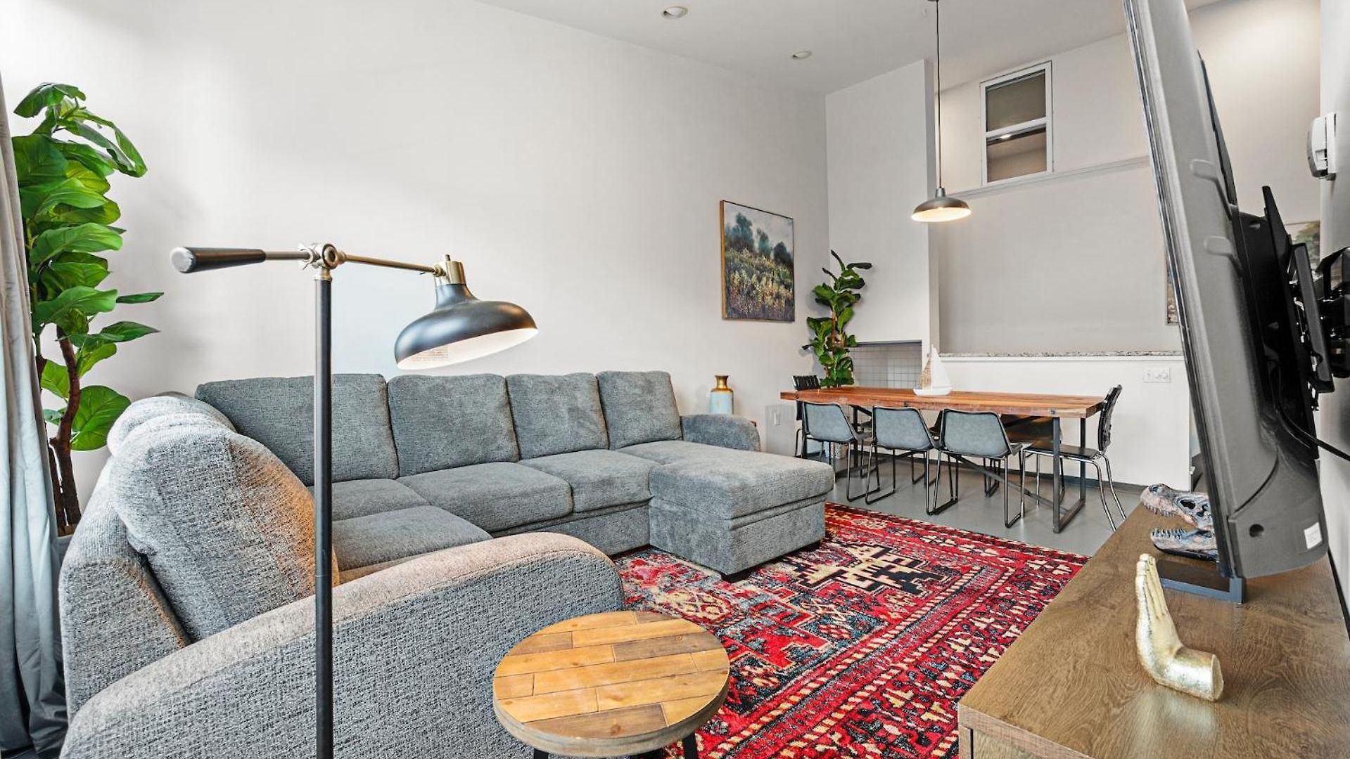 Apartment Furnished Loft Style In Southend