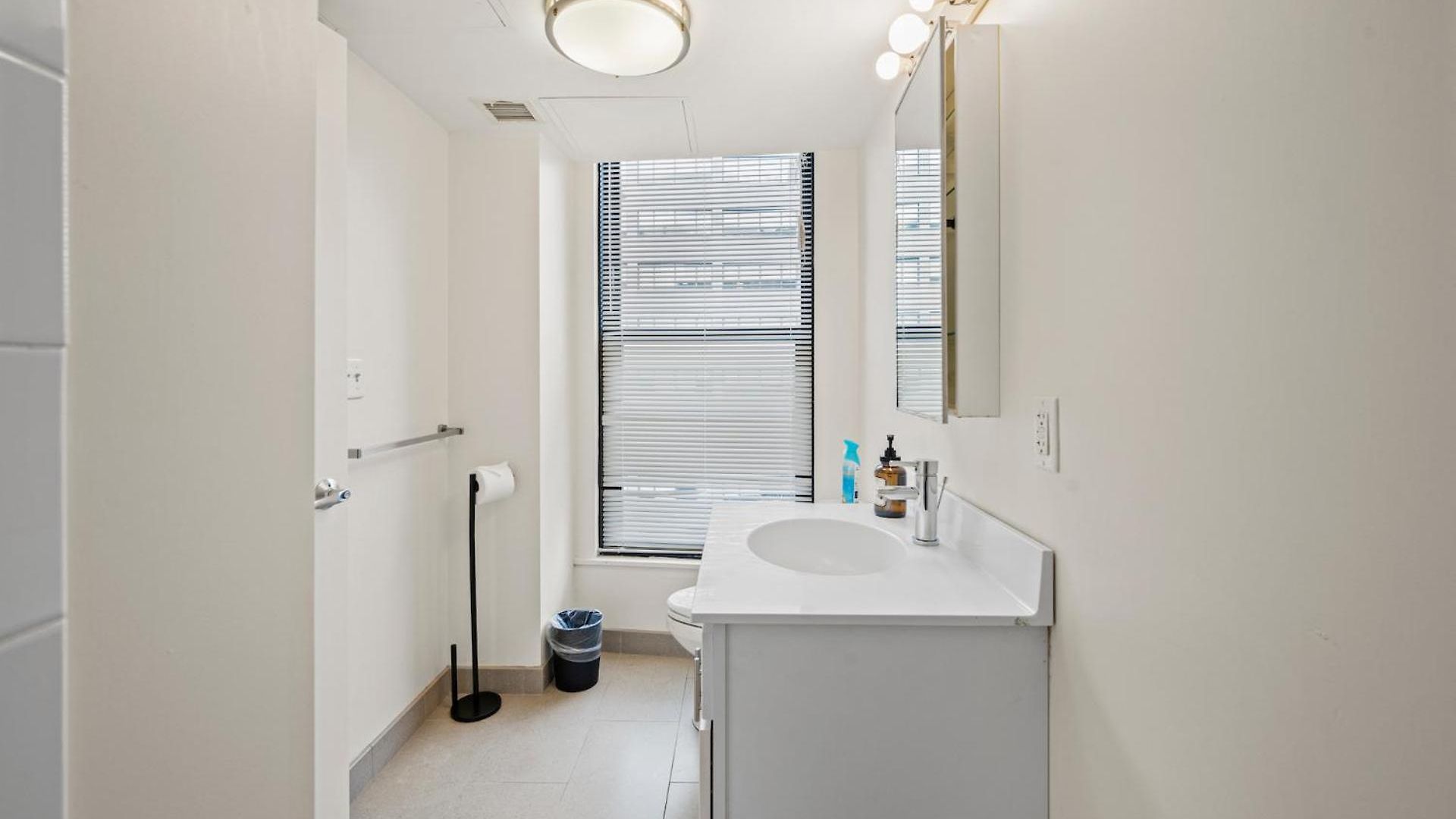 Furnished In Downtown Apartment
