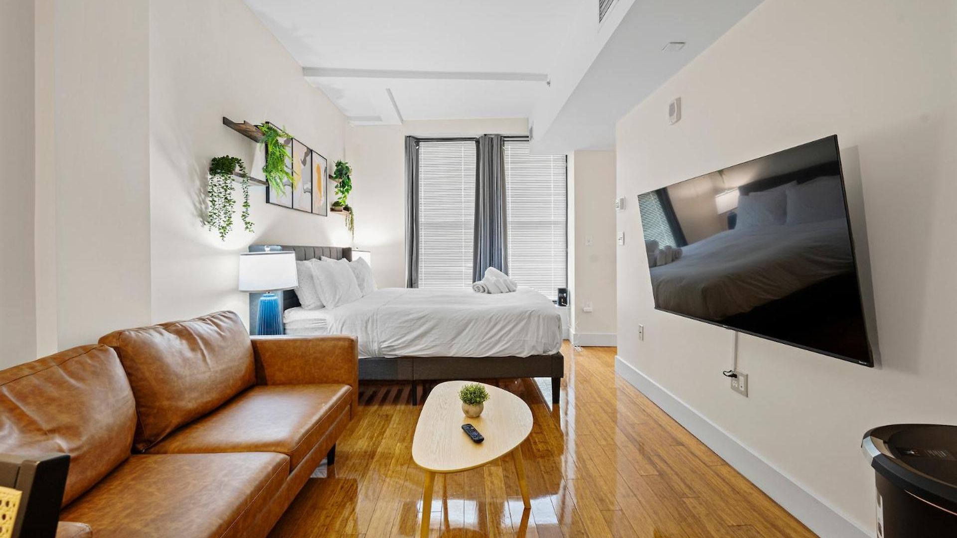 Furnished In Downtown Apartment