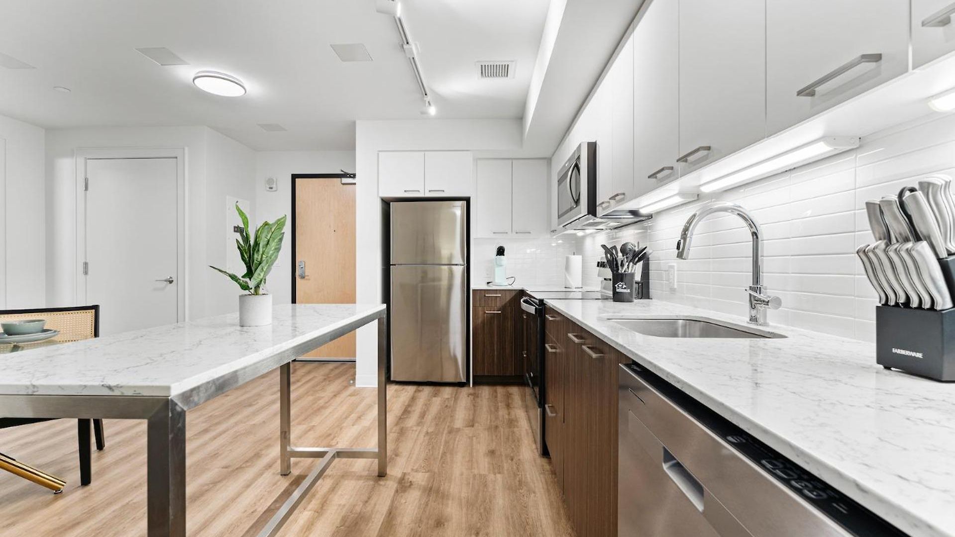Furnished Luxury Next To Harvard Stadium Apartment Boston