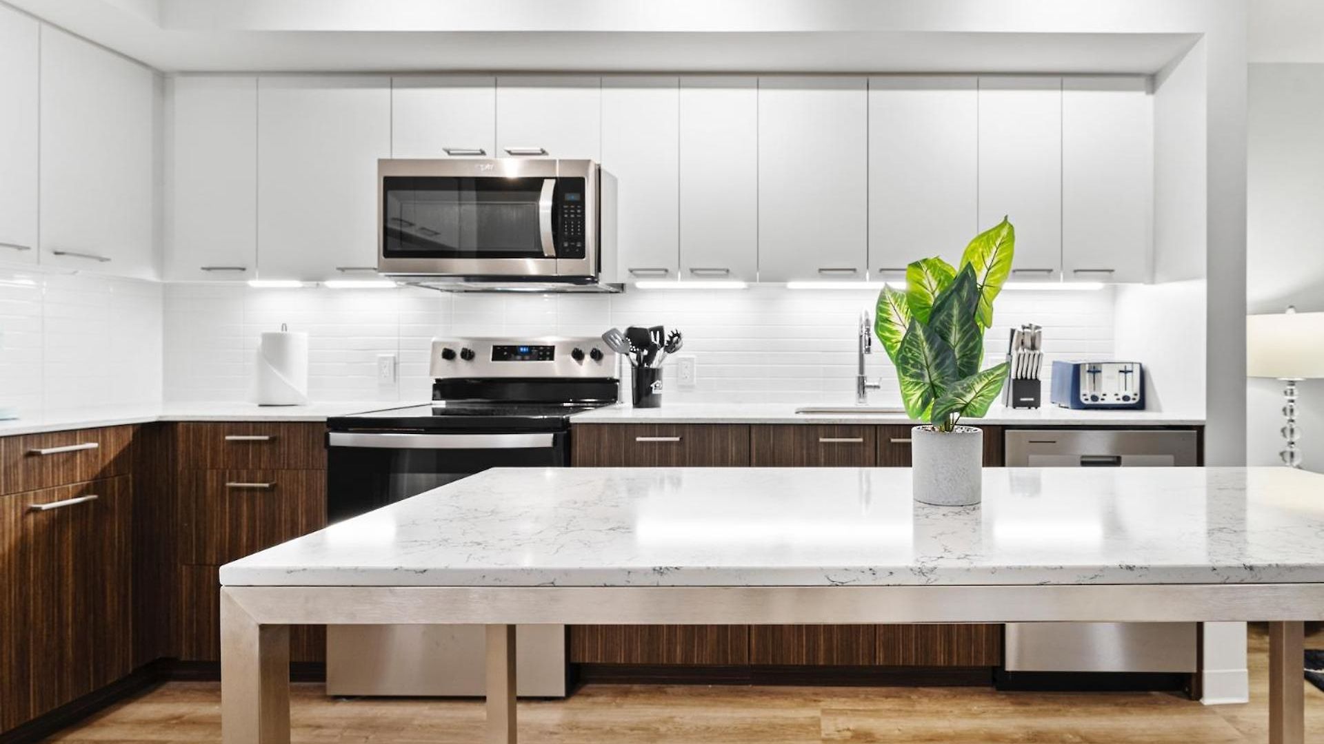 Apartment Furnished Luxury Next To Harvard Stadium Boston