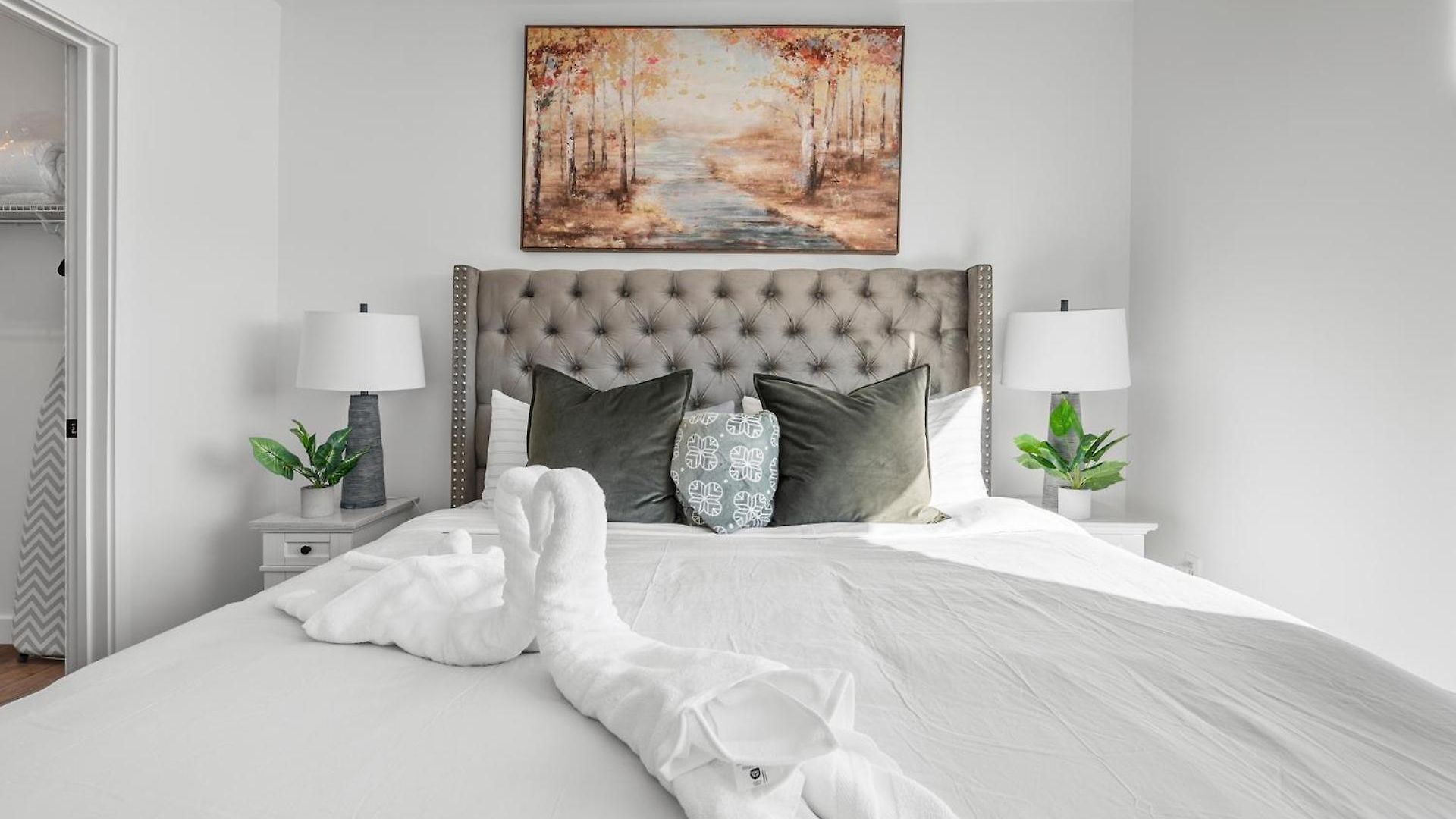 Luxury Furnished Near Logan Airport *