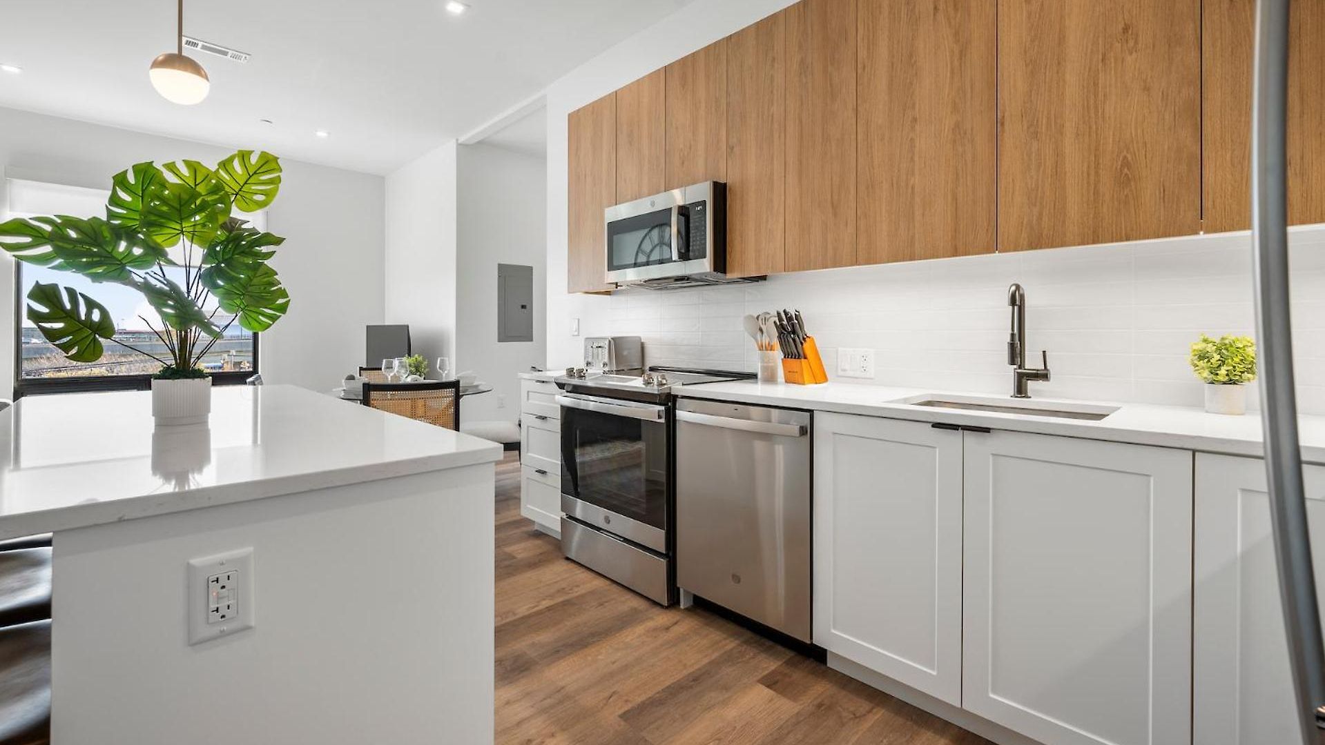 Luxury Furnished Near Logan Airport *