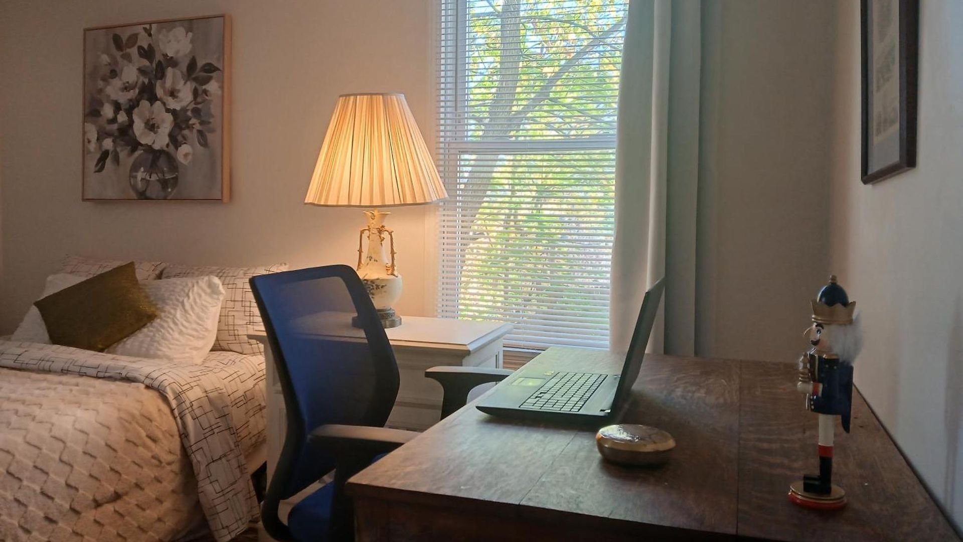 Skyline Homestay Boston