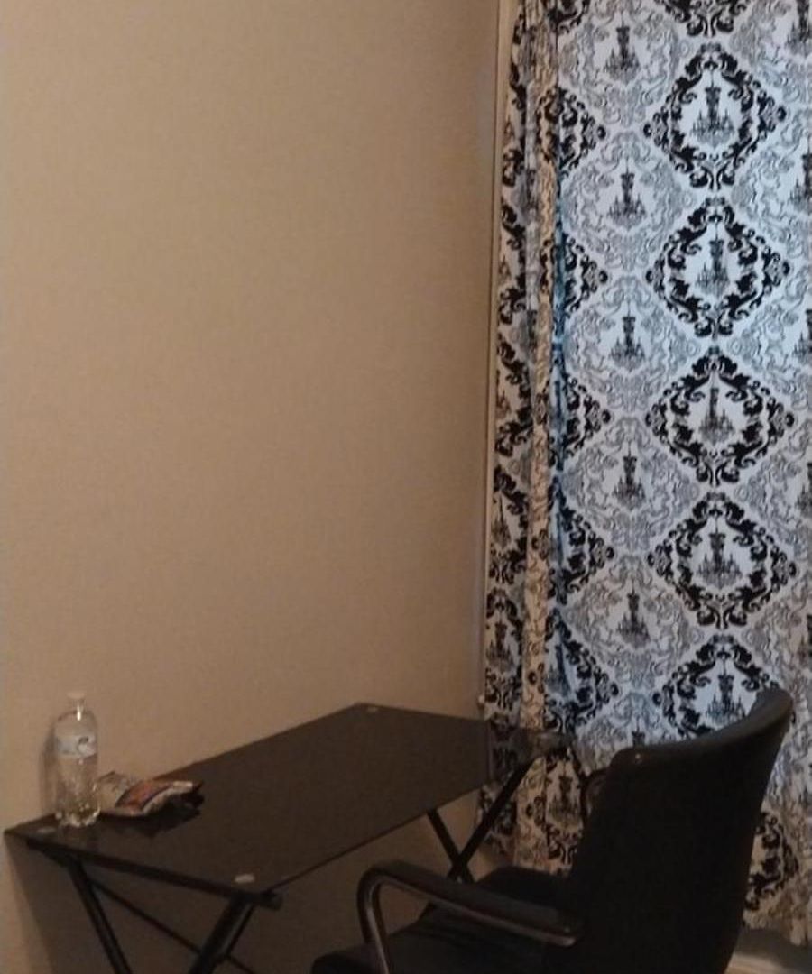 In Fields Corner Area - 30 Days M Homestay