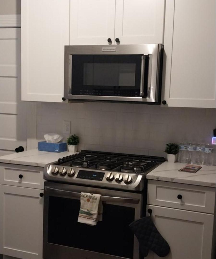 Homestay In Fields Corner Area - 30 Days M