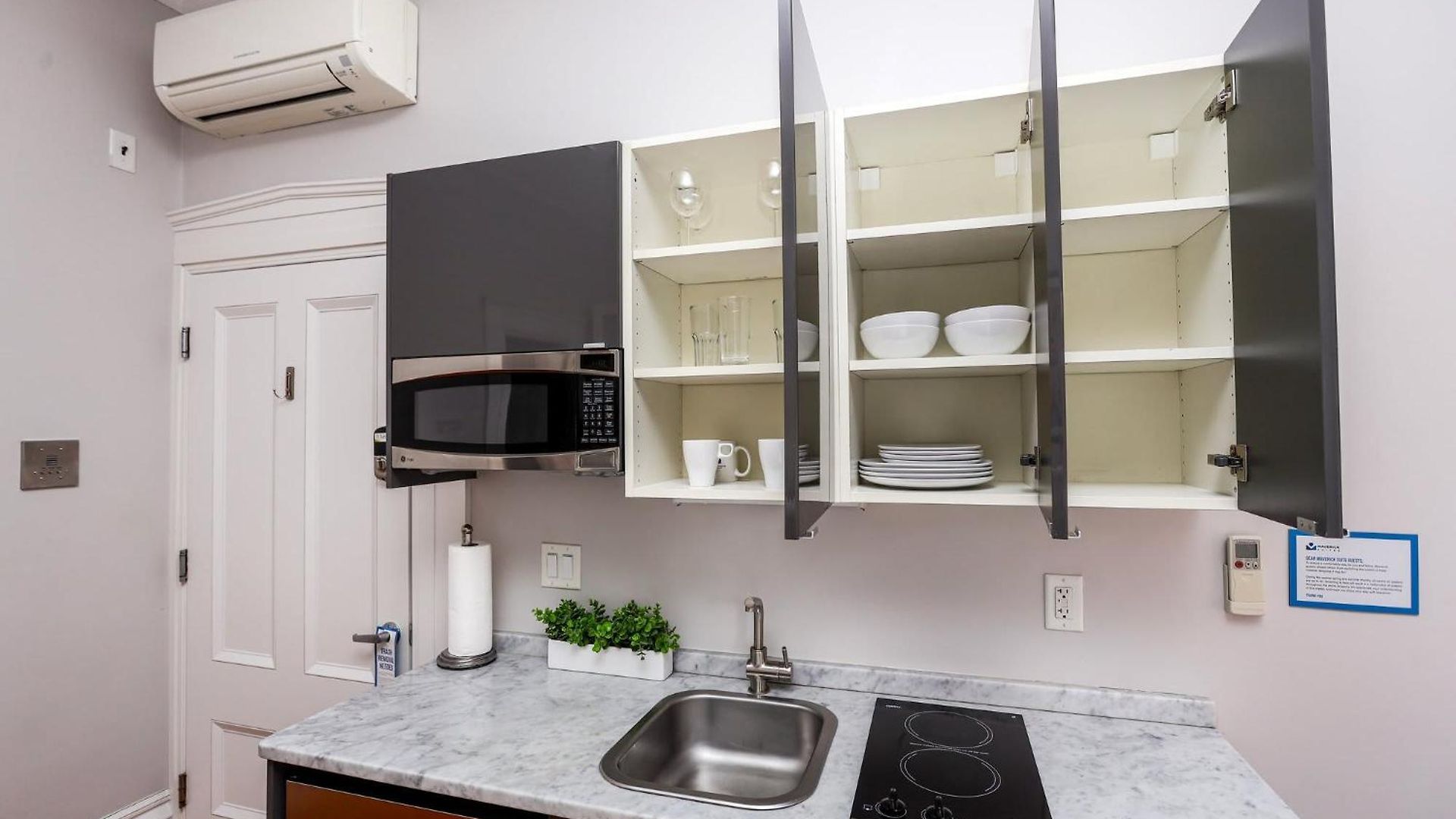 Convenient Beacon Hill By Mgh & Td Garden #5 *