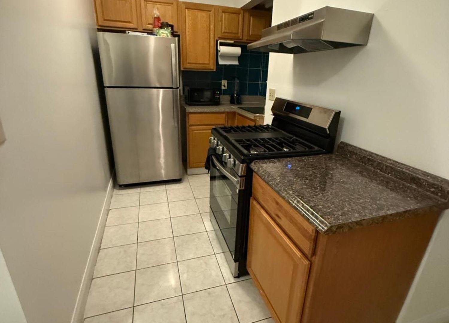 Apartment Cozy And Convenient Allston With Private Parking *