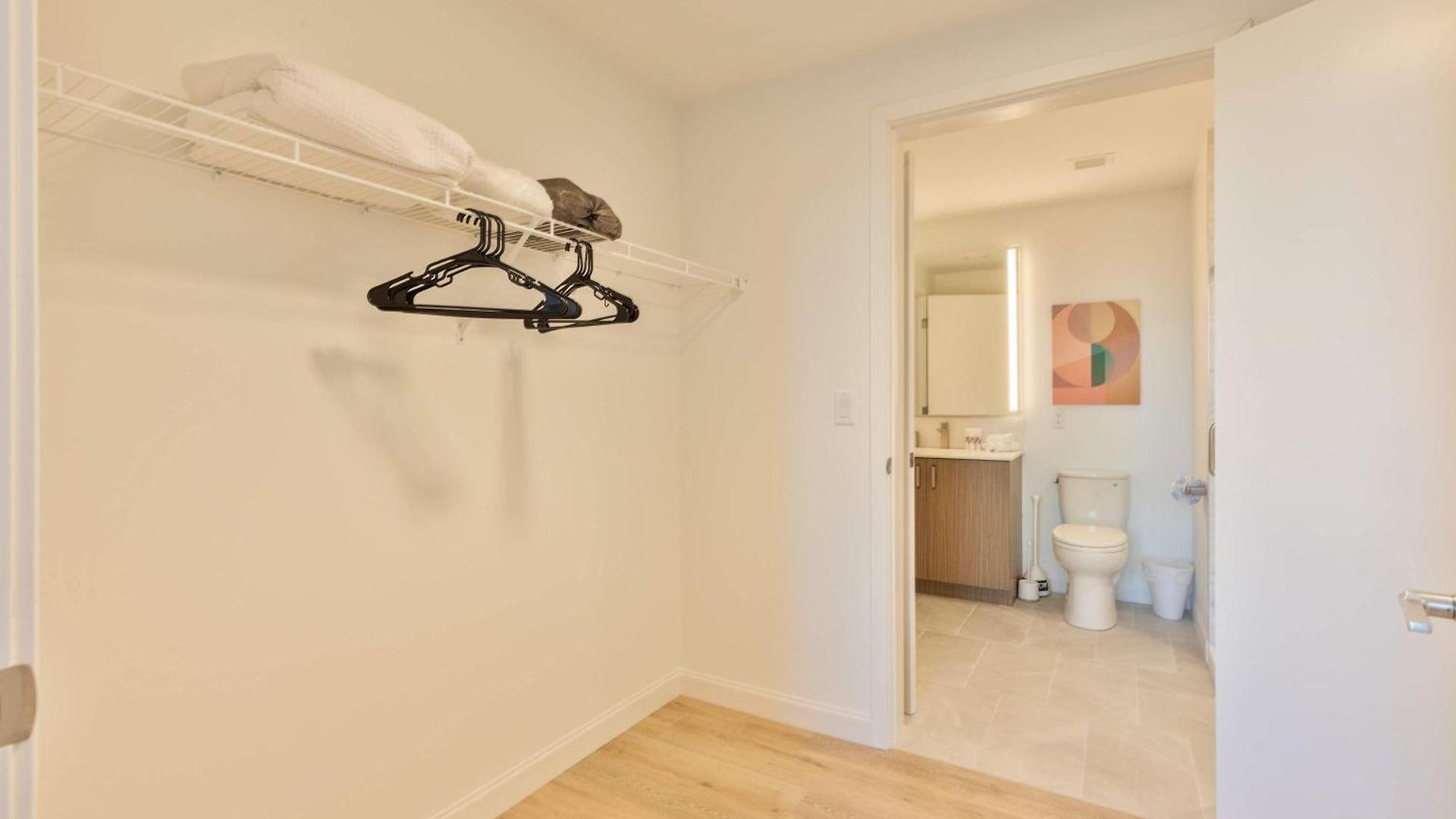 Luxury With Kitchen In Fenway Apartment
