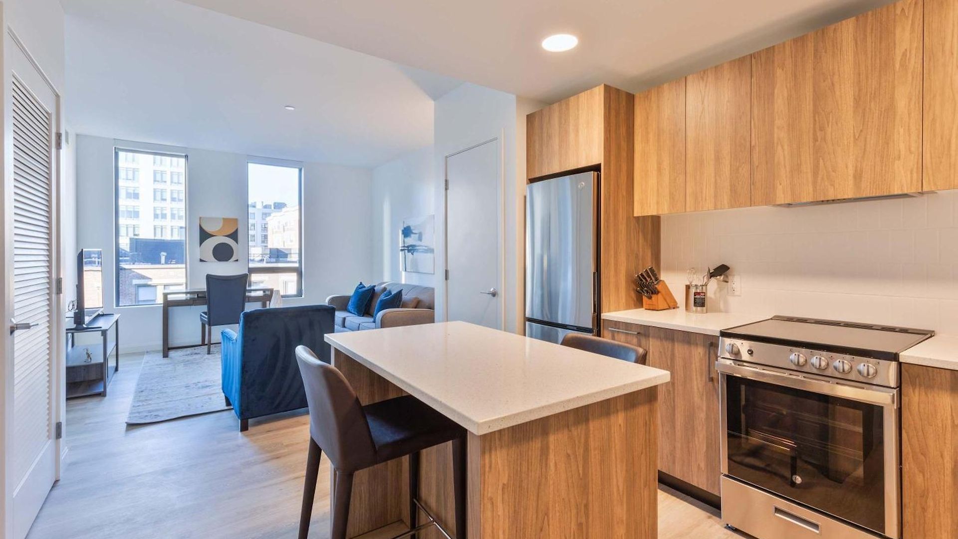 Luxury With Kitchen In Fenway * Boston