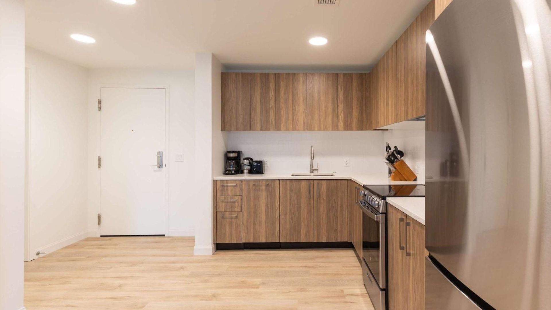 Gorgeous With Kitchen