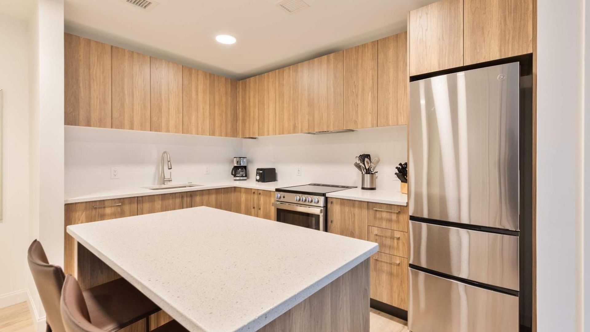 Apartment Modern Walk To Restaurants *