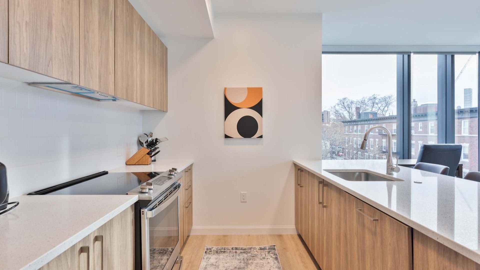 Apartment Spacious With Kitchen