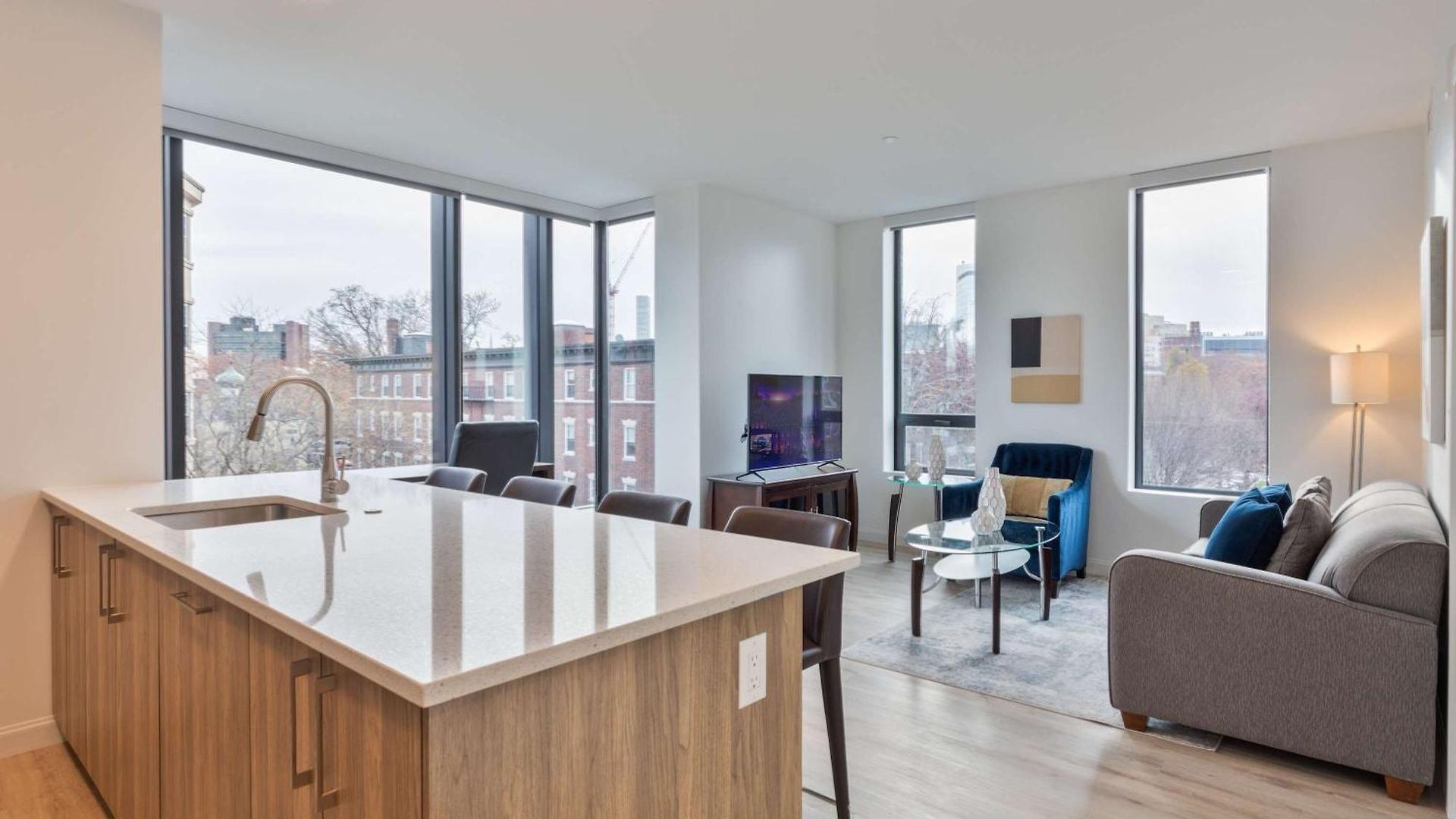 Apartment Spacious With Kitchen *