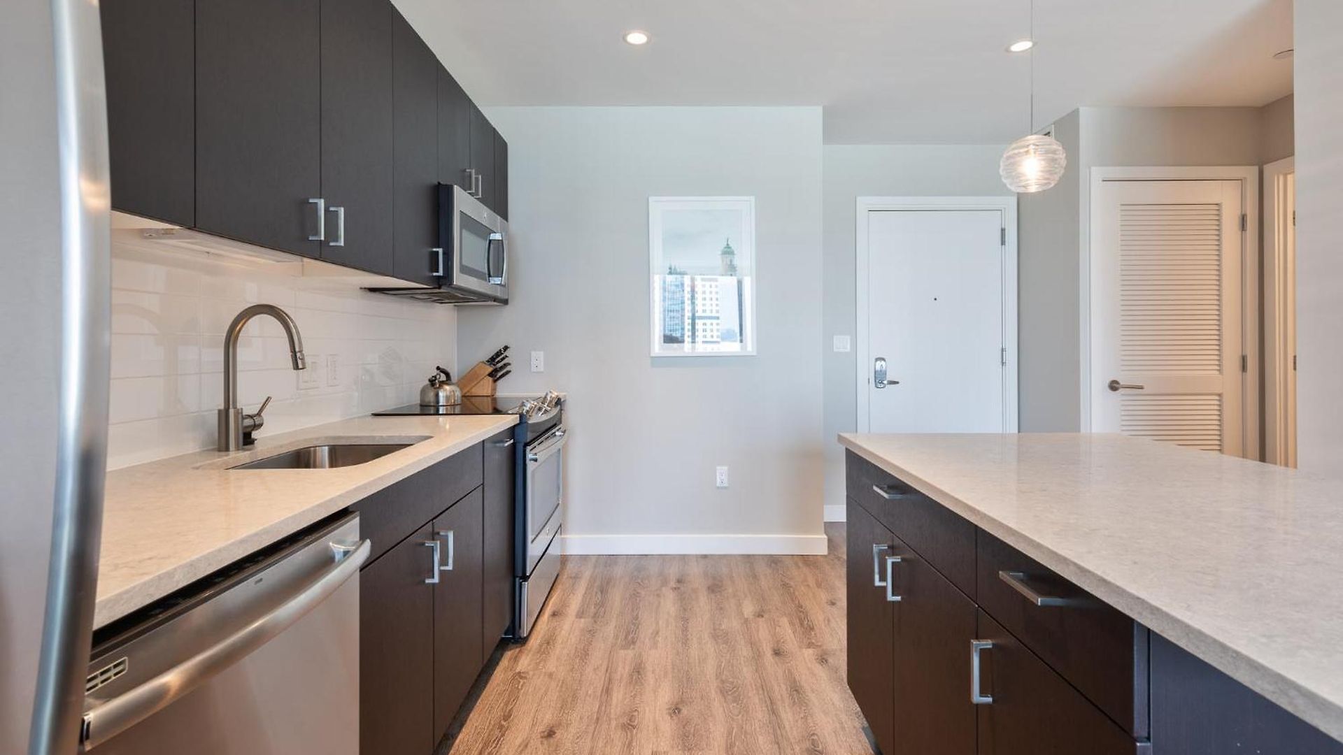 Apartment Bright Downtown With Gym Boston