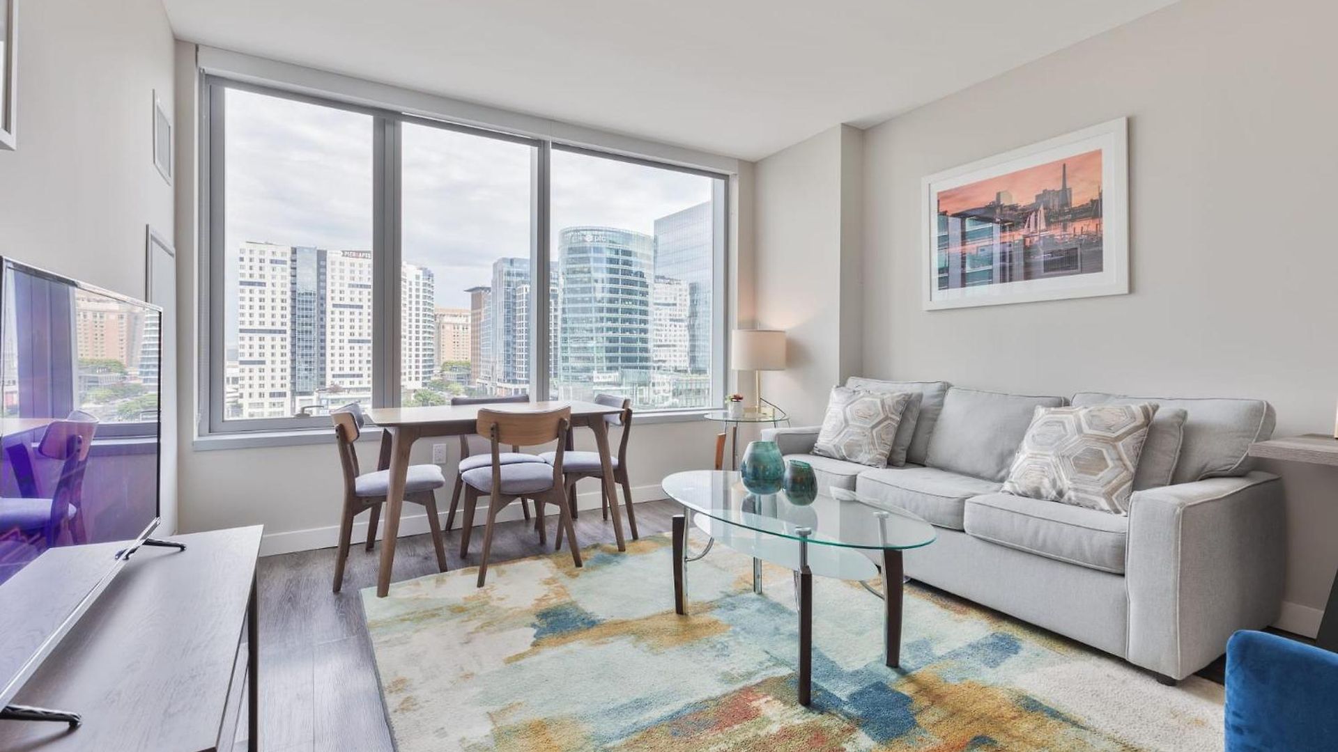 Bright Downtown With Gym Apartment Boston