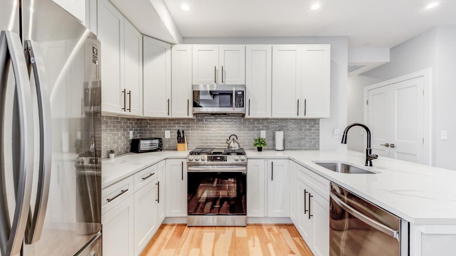 Furnished Near Logan Airport Apartment Boston