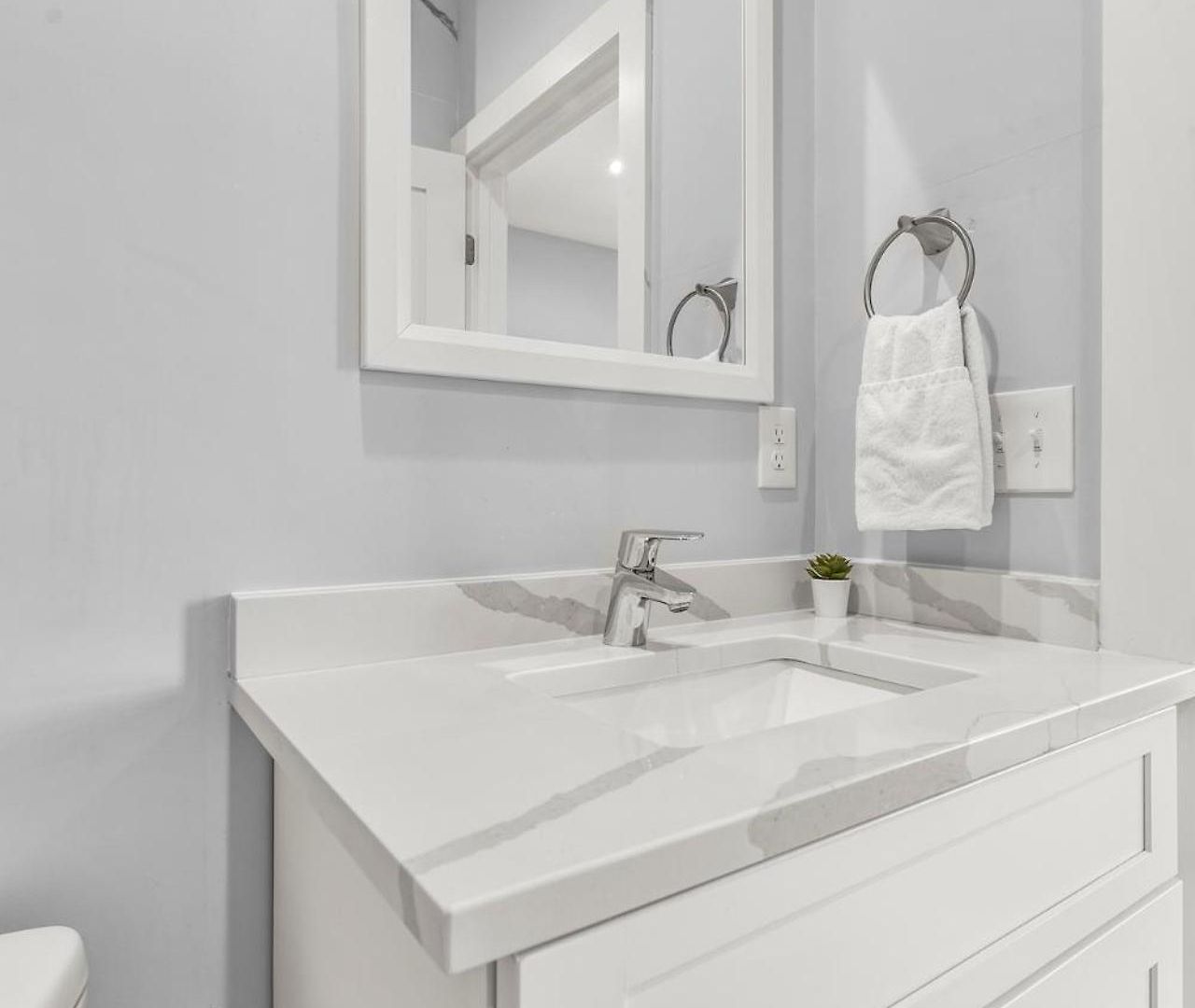 Apartment Furnished Near Logan Airport