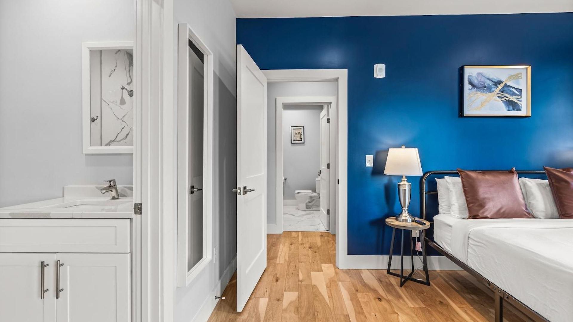 Furnished Near Logan Airport Apartment