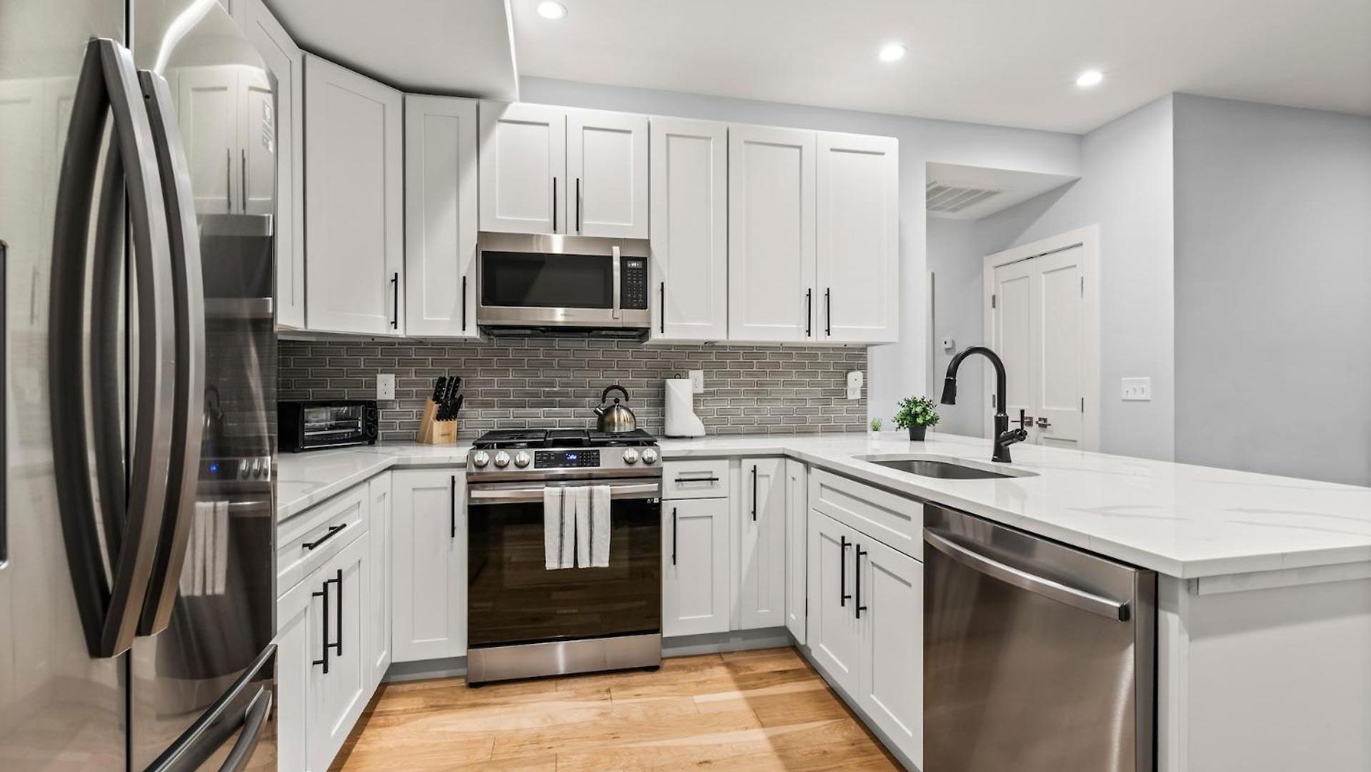 Furnished Near Logan Airport Apartment Boston