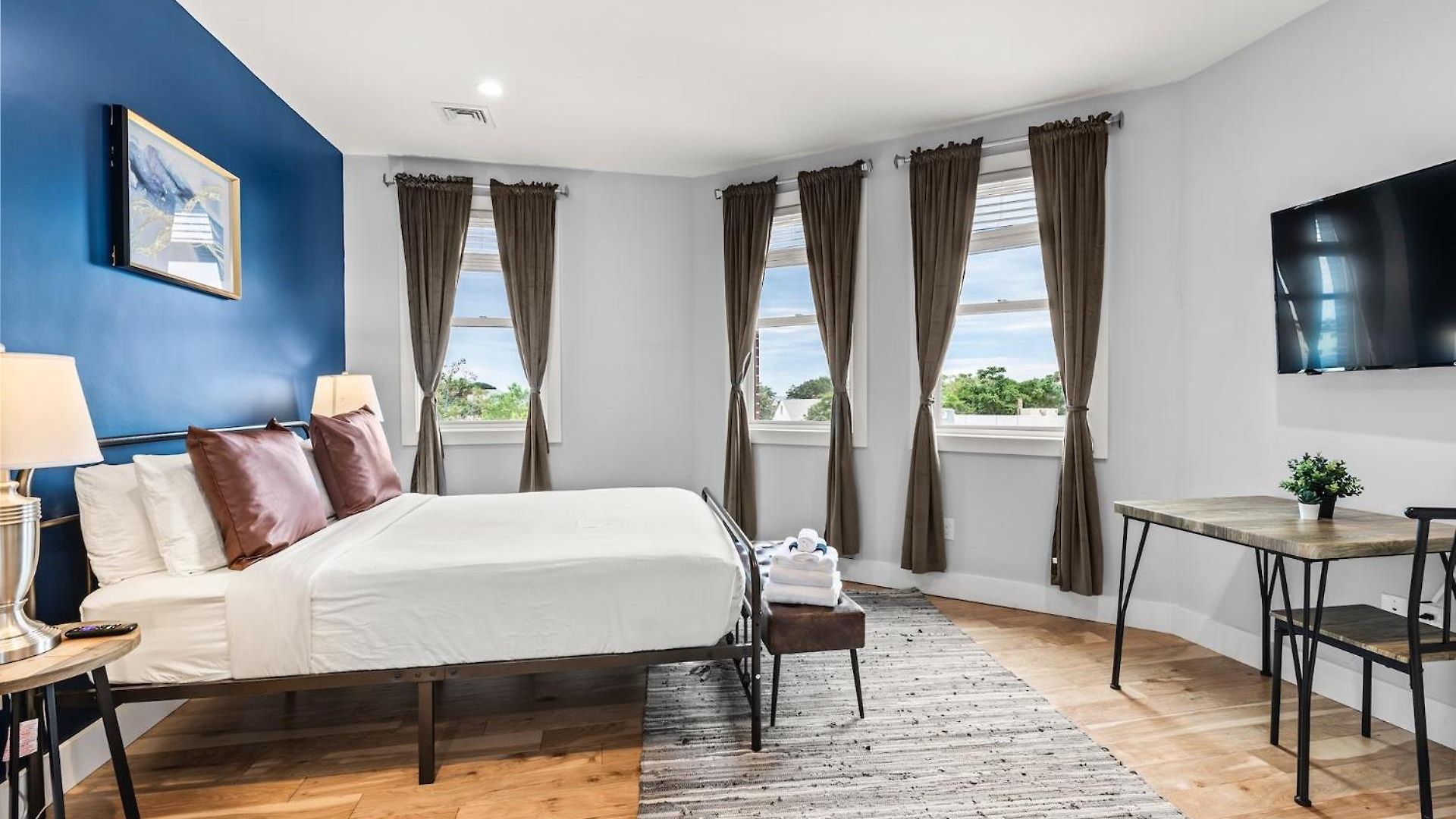 Furnished Near Logan Airport Apartment Boston