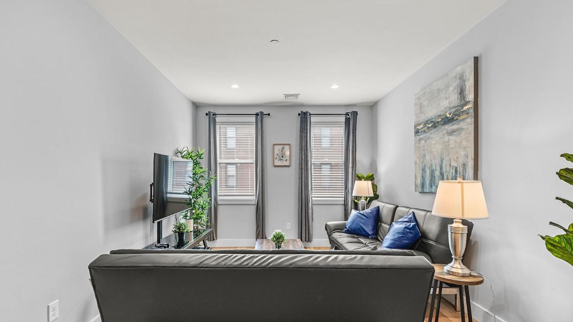 Apartment Furnished Near Logan Airport *