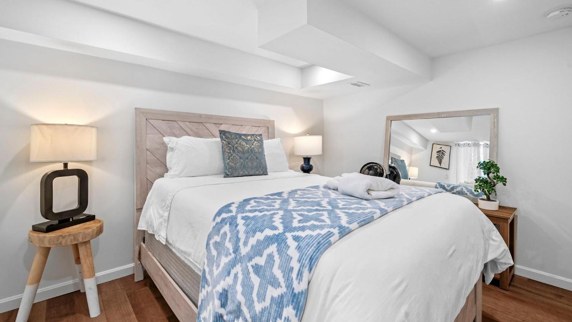 Roslindale Village Apartment