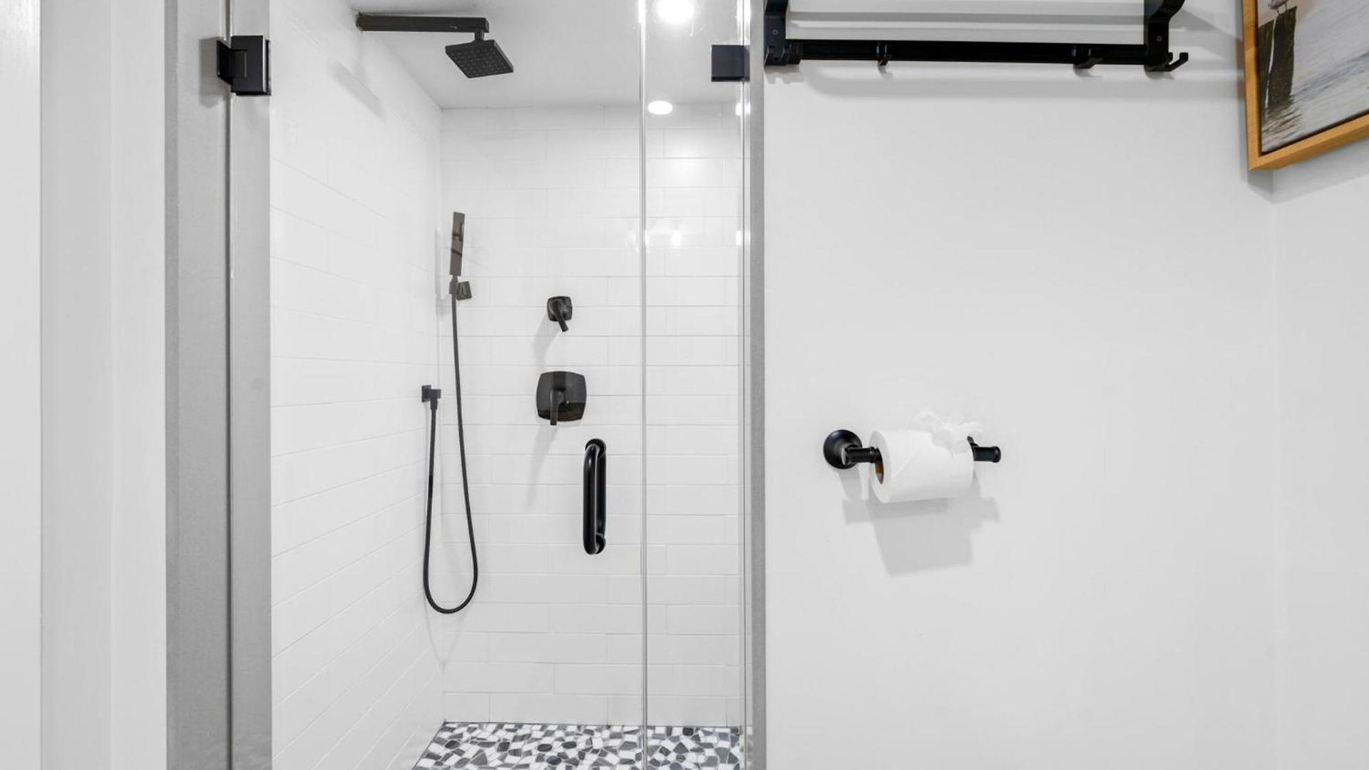 Roslindale Village Apartment