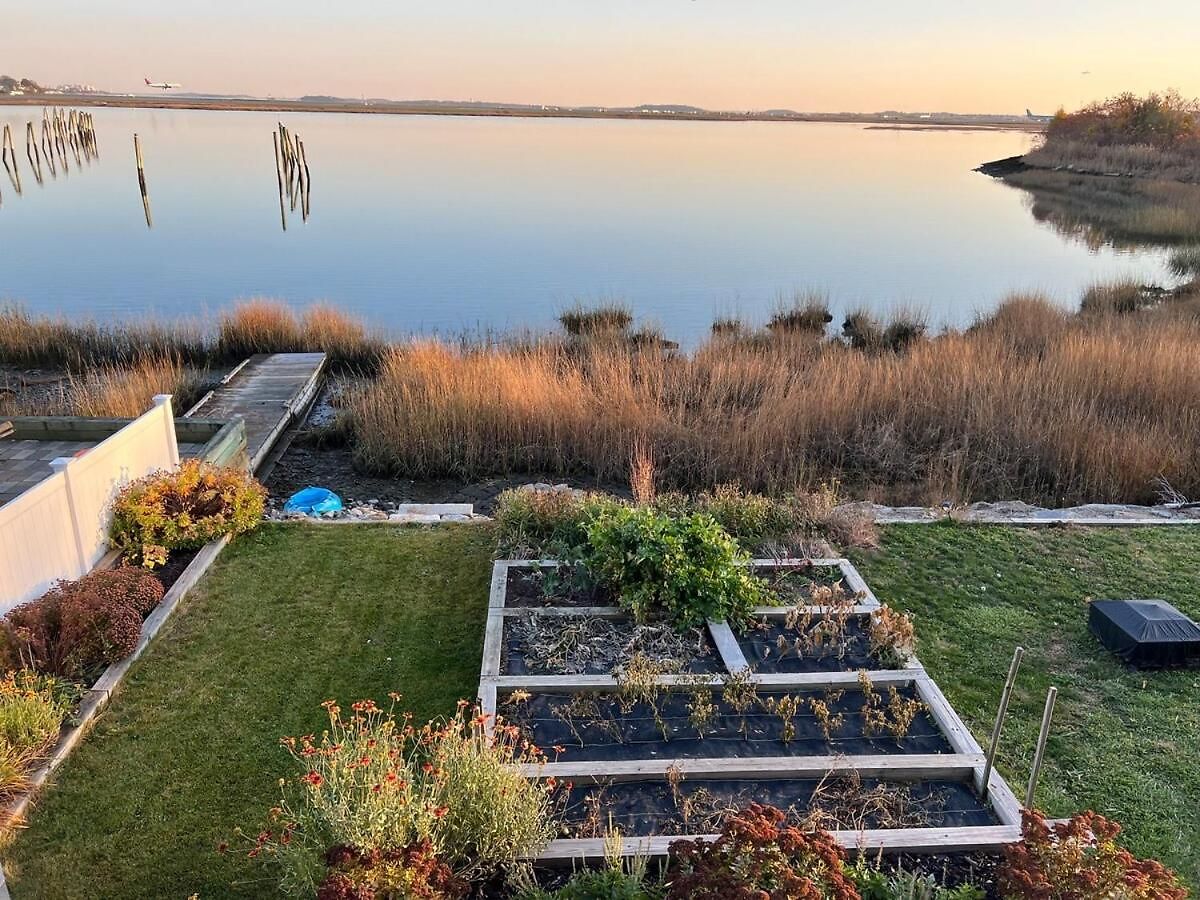 Waterfront Escape - Close To Airport & Downtown Villa Boston