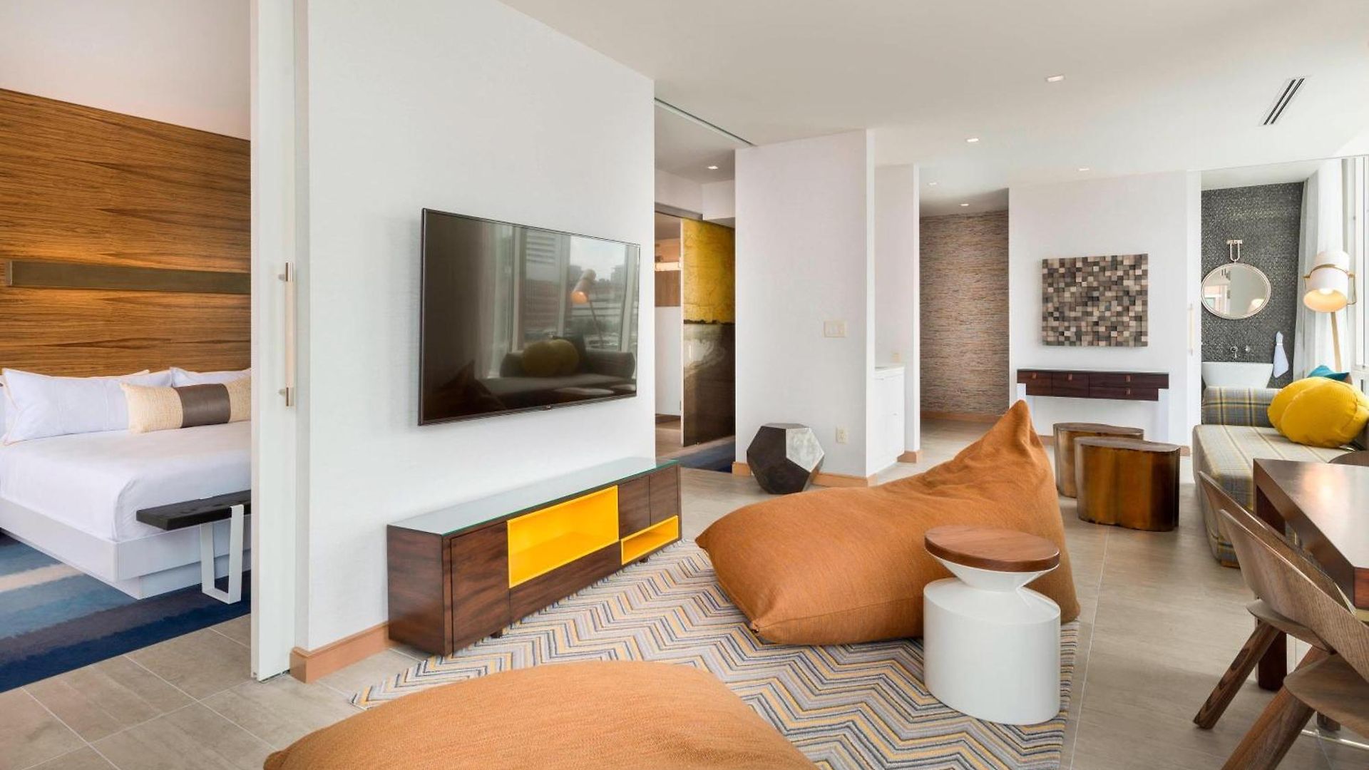The Envoy Hotel, Autograph Collection Boston