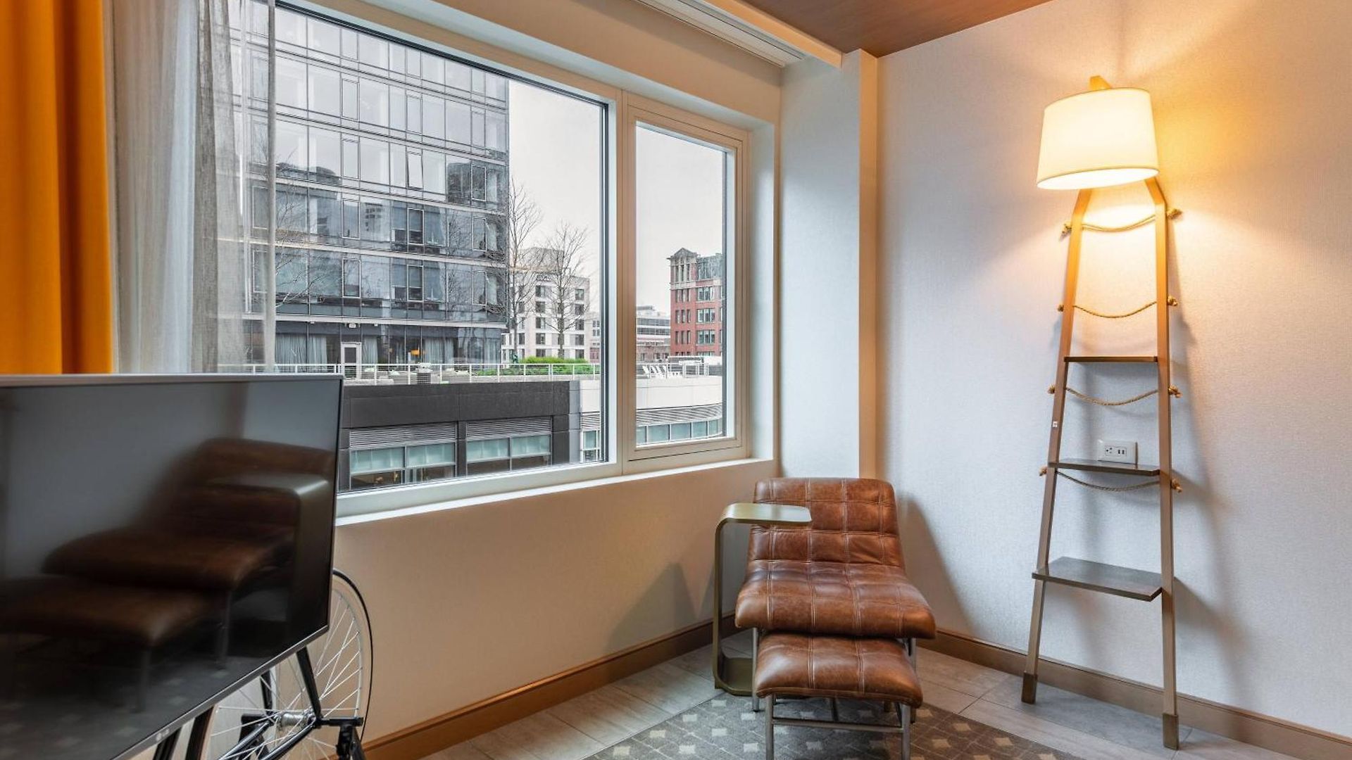 The Envoy Hotel, Autograph Collection Boston