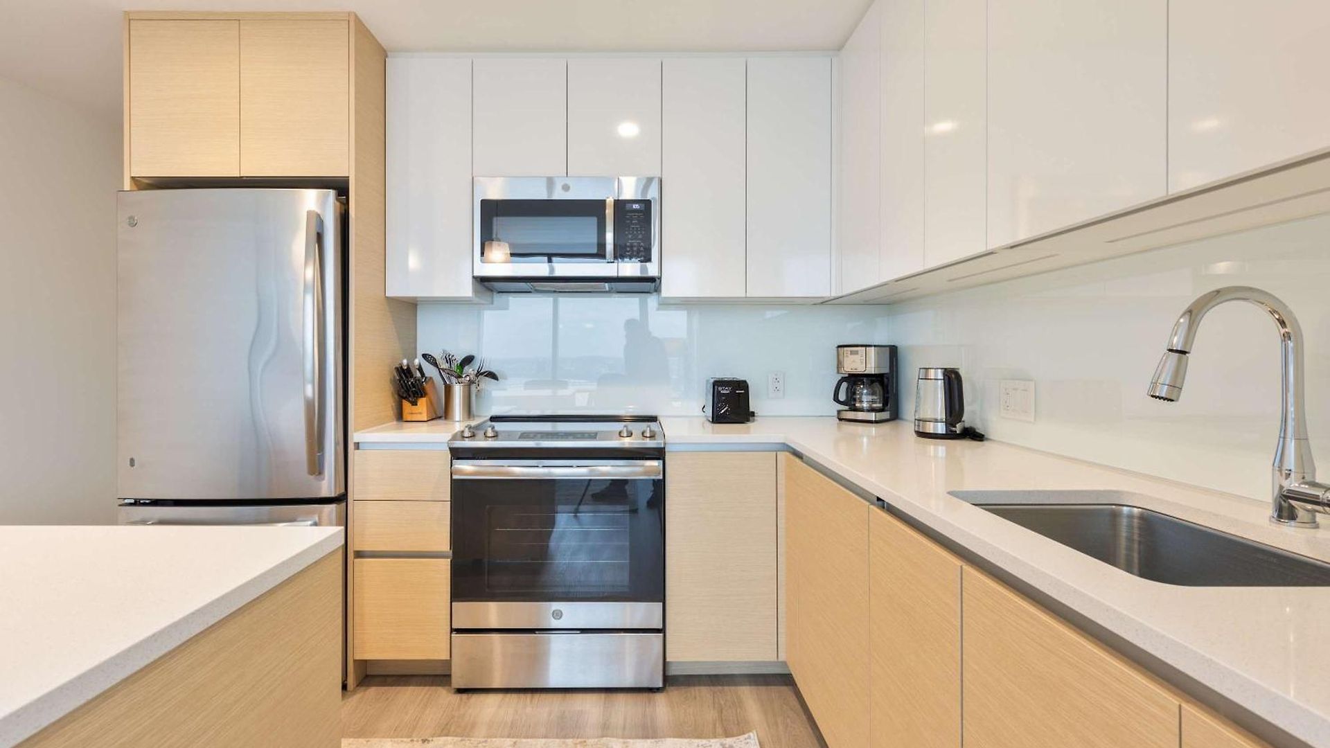 Luxury Downtown Apartment