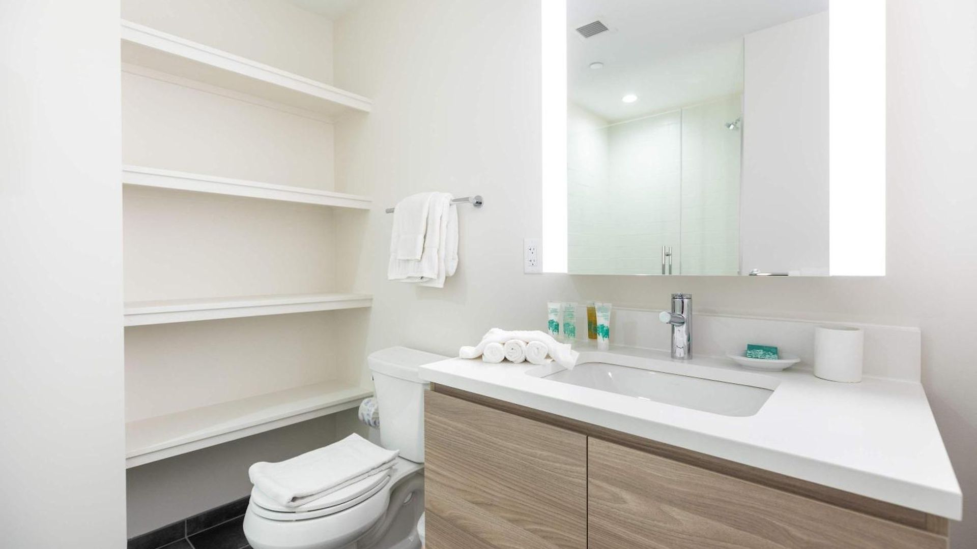 Apartment Entire Downtown Seaport With Pool *